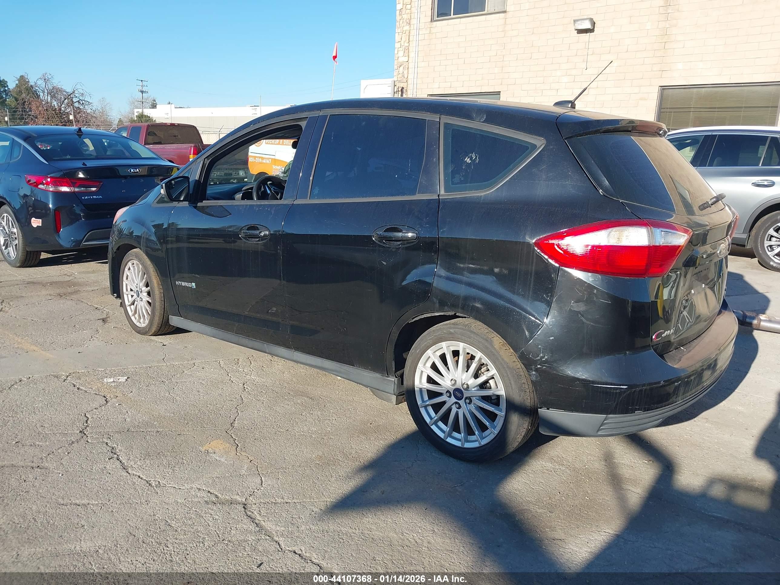 FORD C-MAX image 3