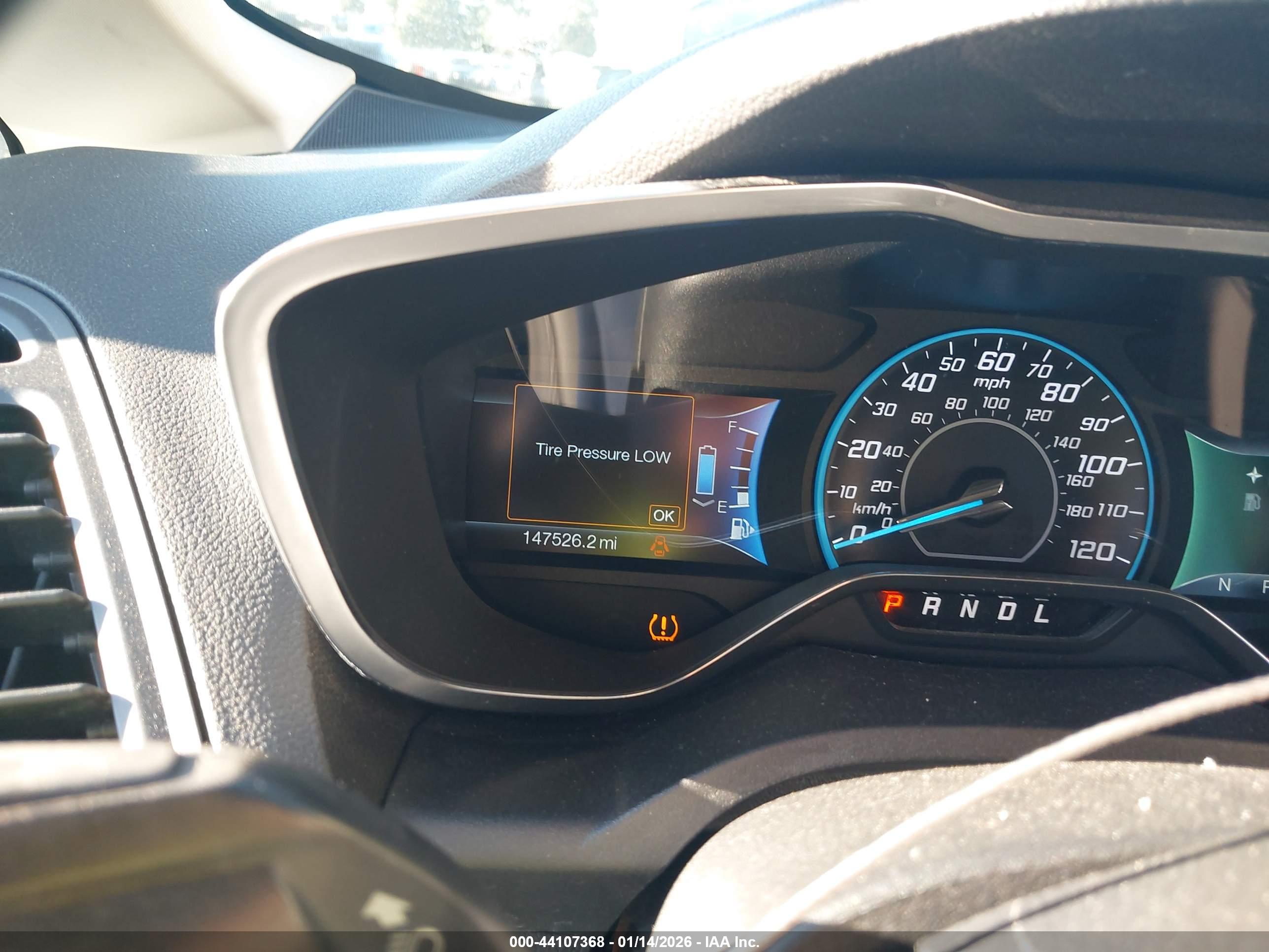 FORD C-MAX image 7