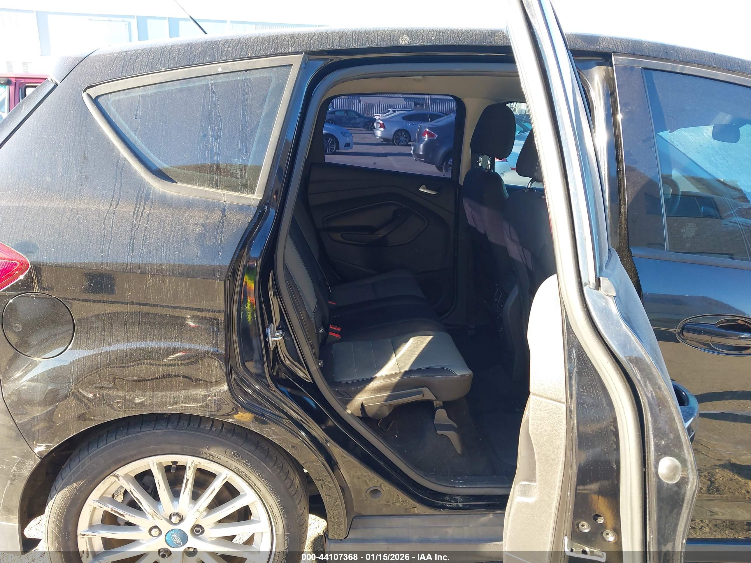 FORD C-MAX image 8