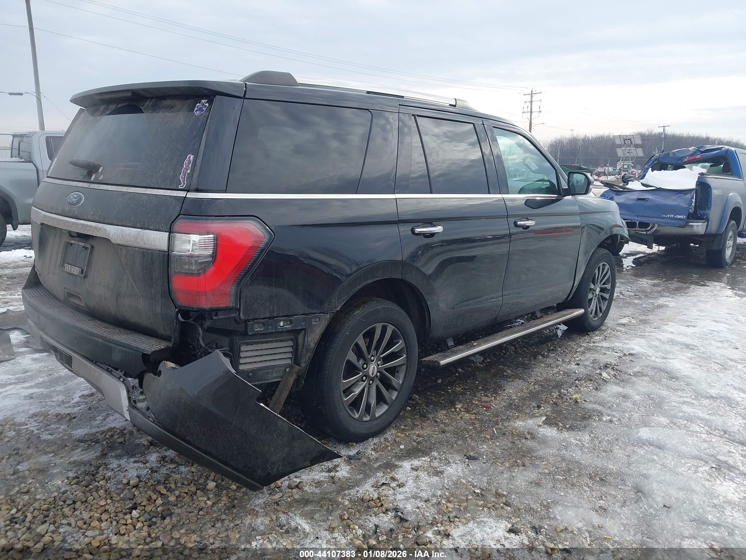 FORD EXPEDITION image 4
