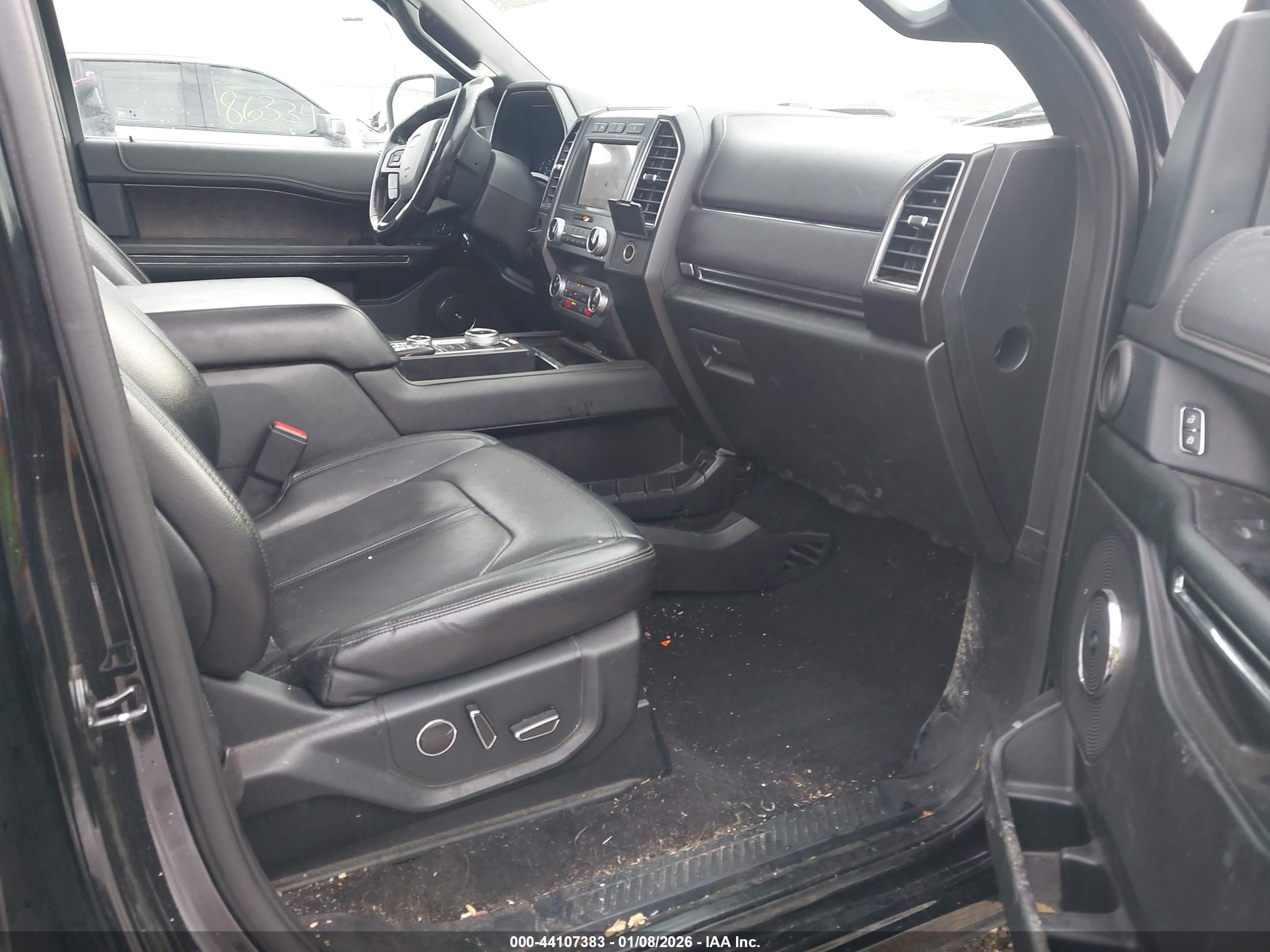 FORD EXPEDITION image 5
