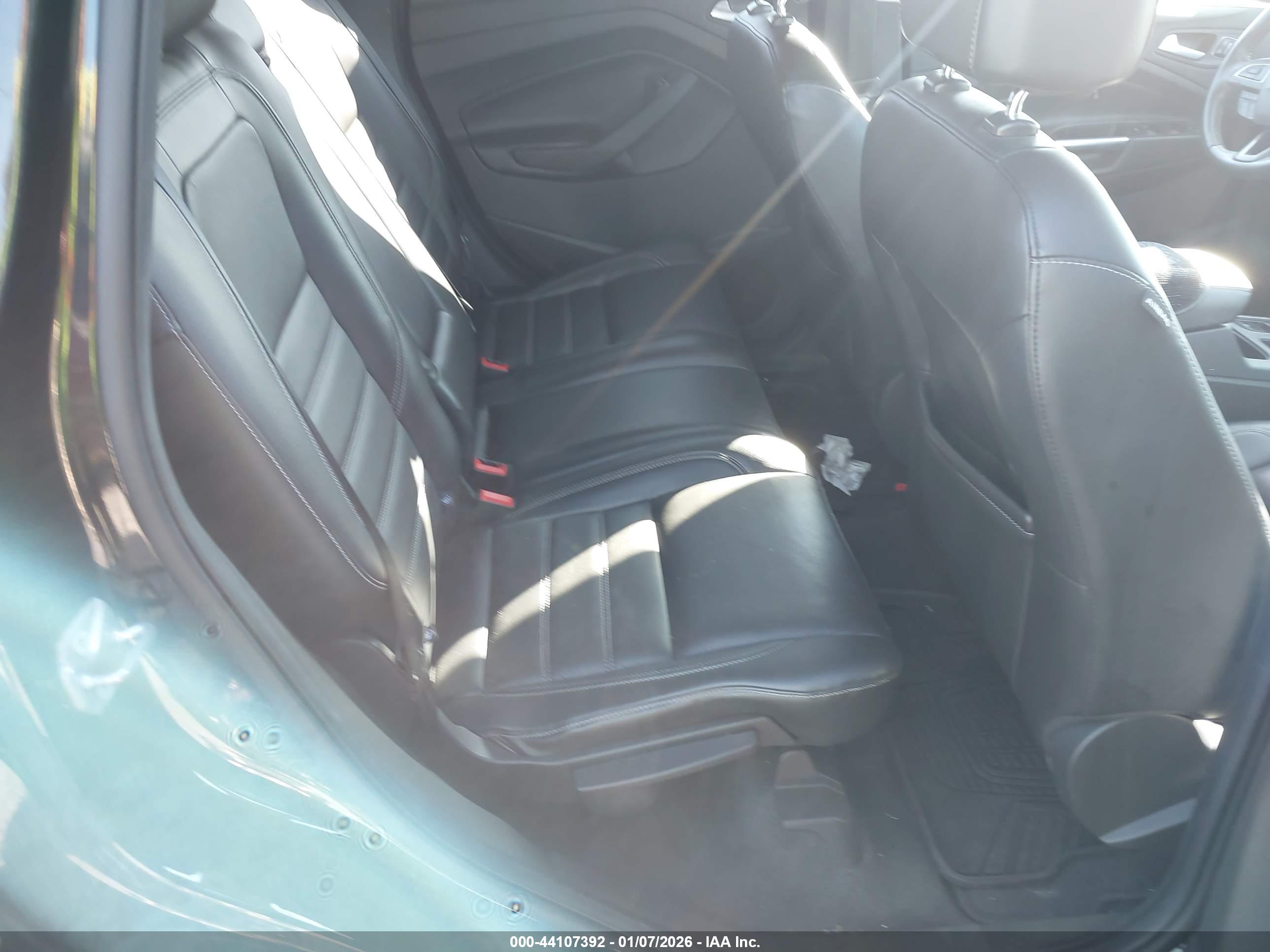 FORD ESCAPE image 8