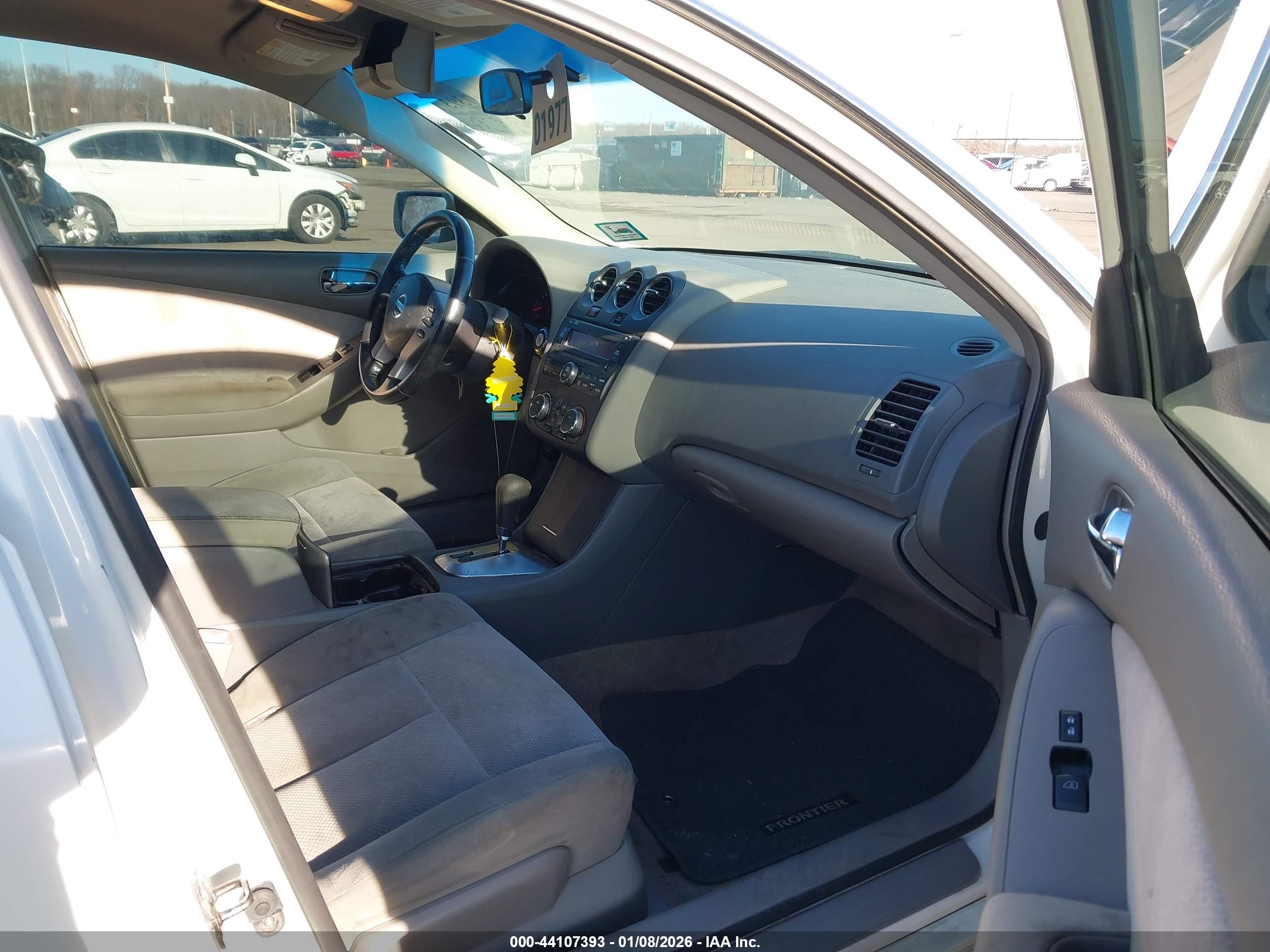 NISSAN ALTIMA image 5
