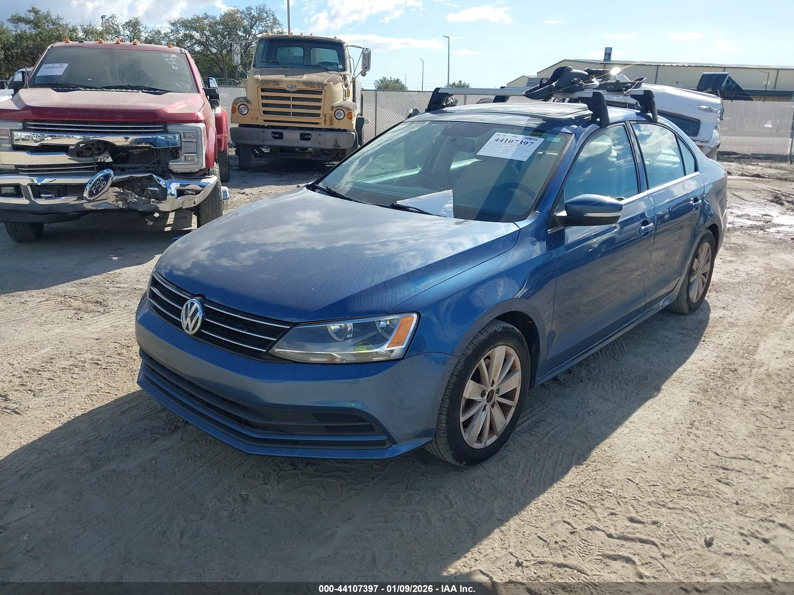 VOLKSWAGEN JETTA image 2