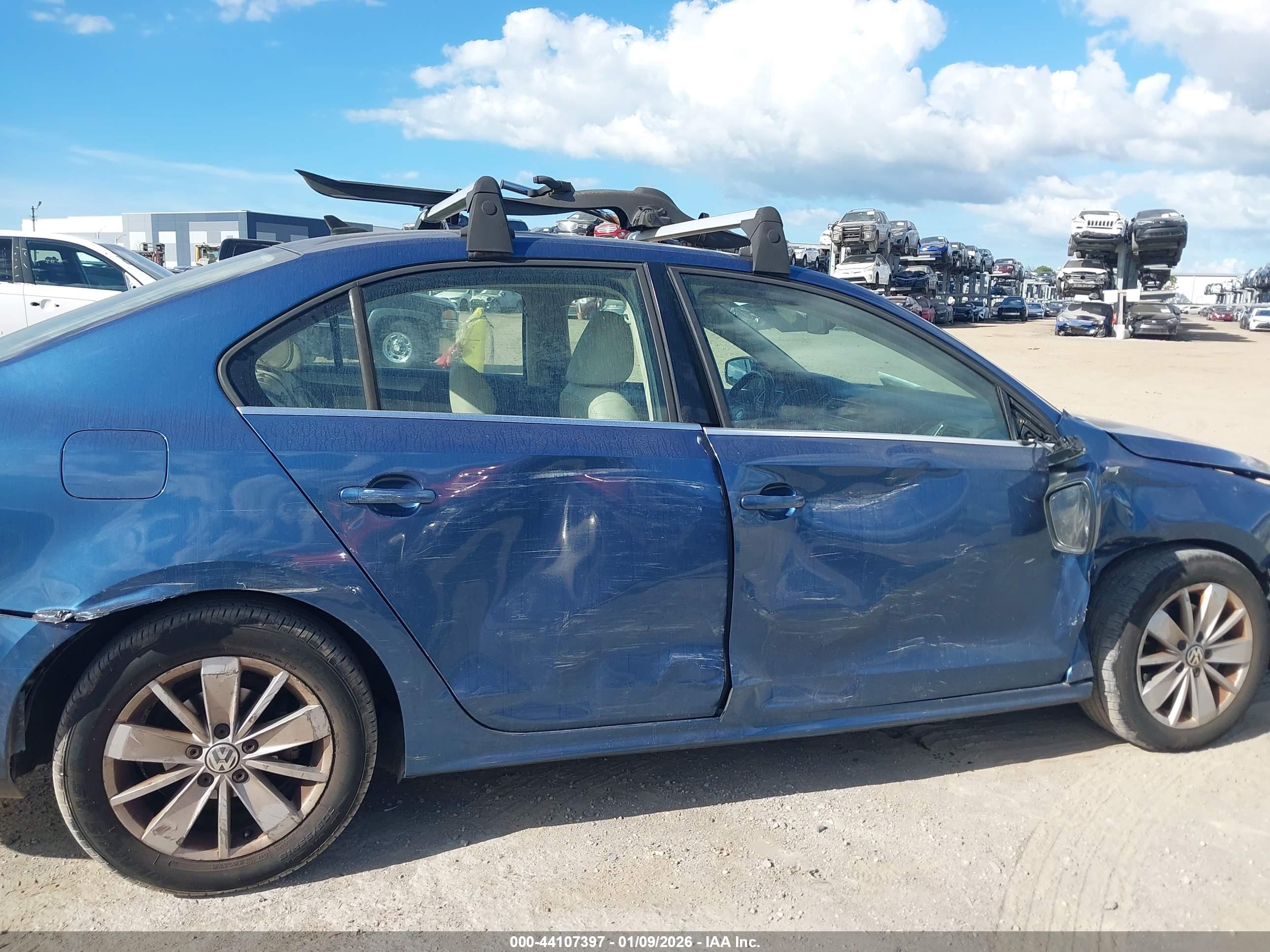 VOLKSWAGEN JETTA image 6
