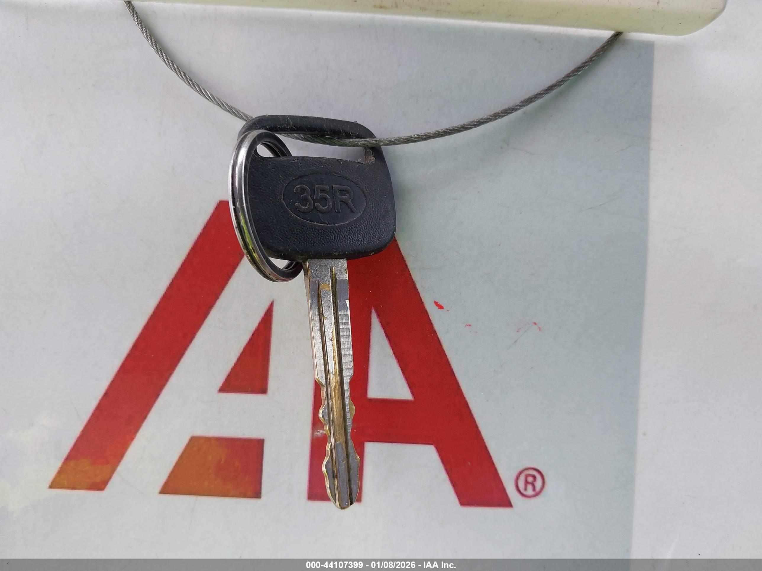 TOYOTA RAV4 image 11