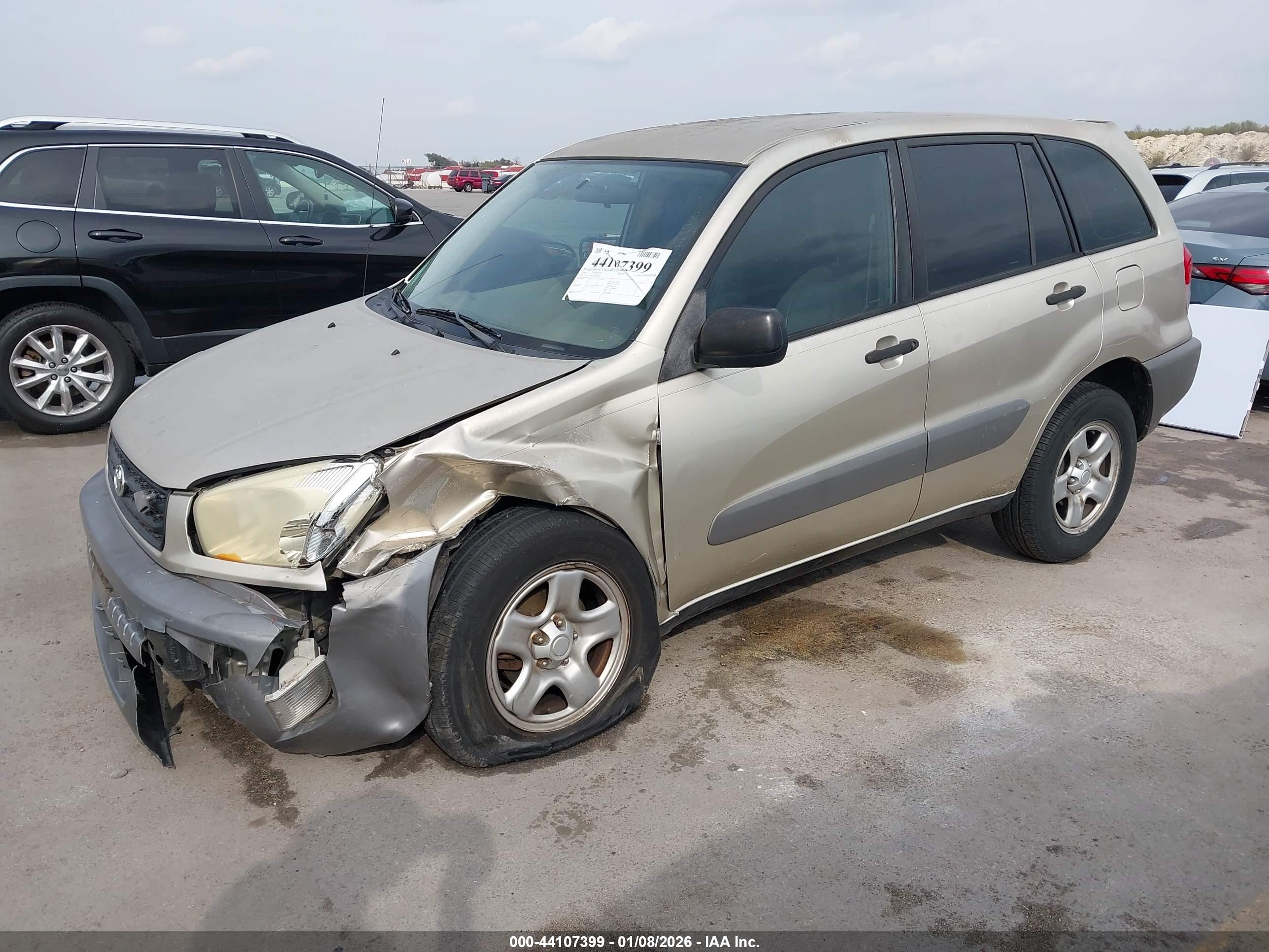 TOYOTA RAV4 image 2