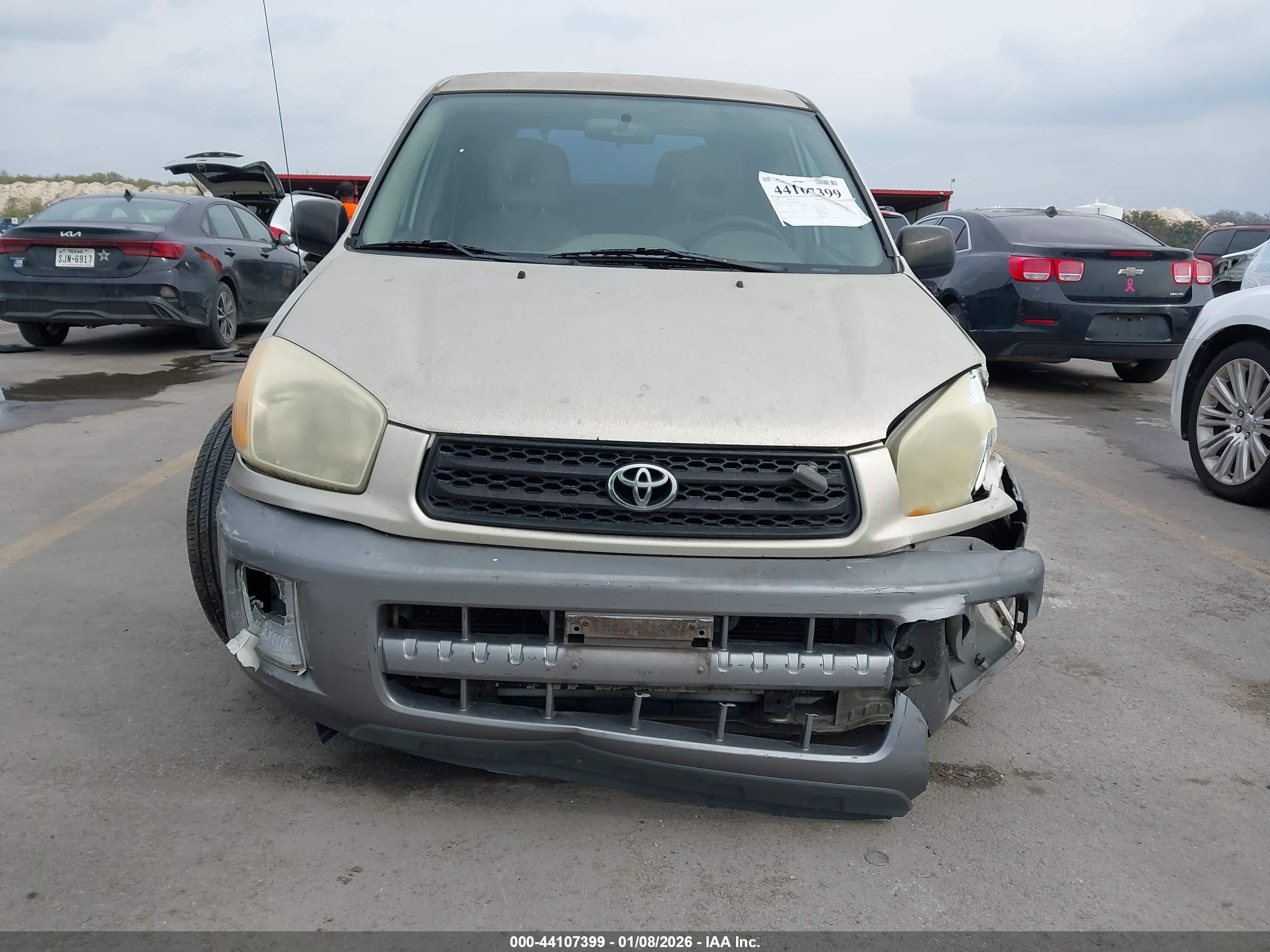 TOYOTA RAV4 image 6