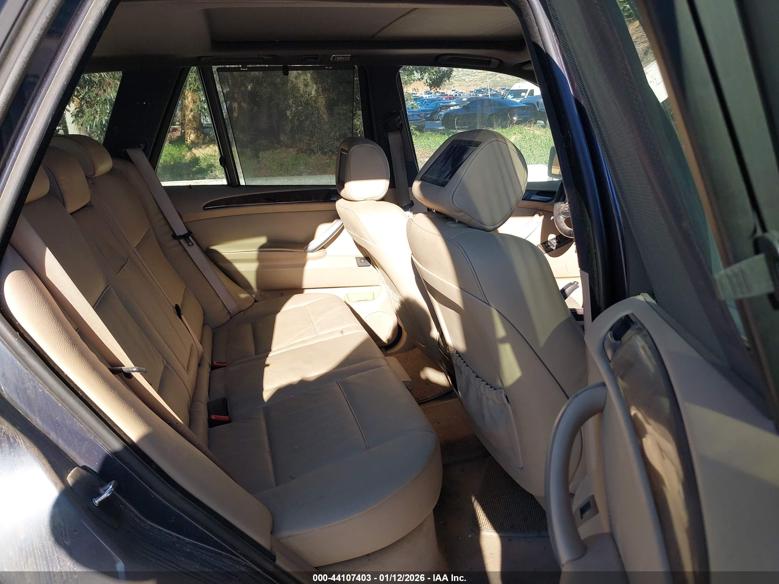 BMW X5 image 8