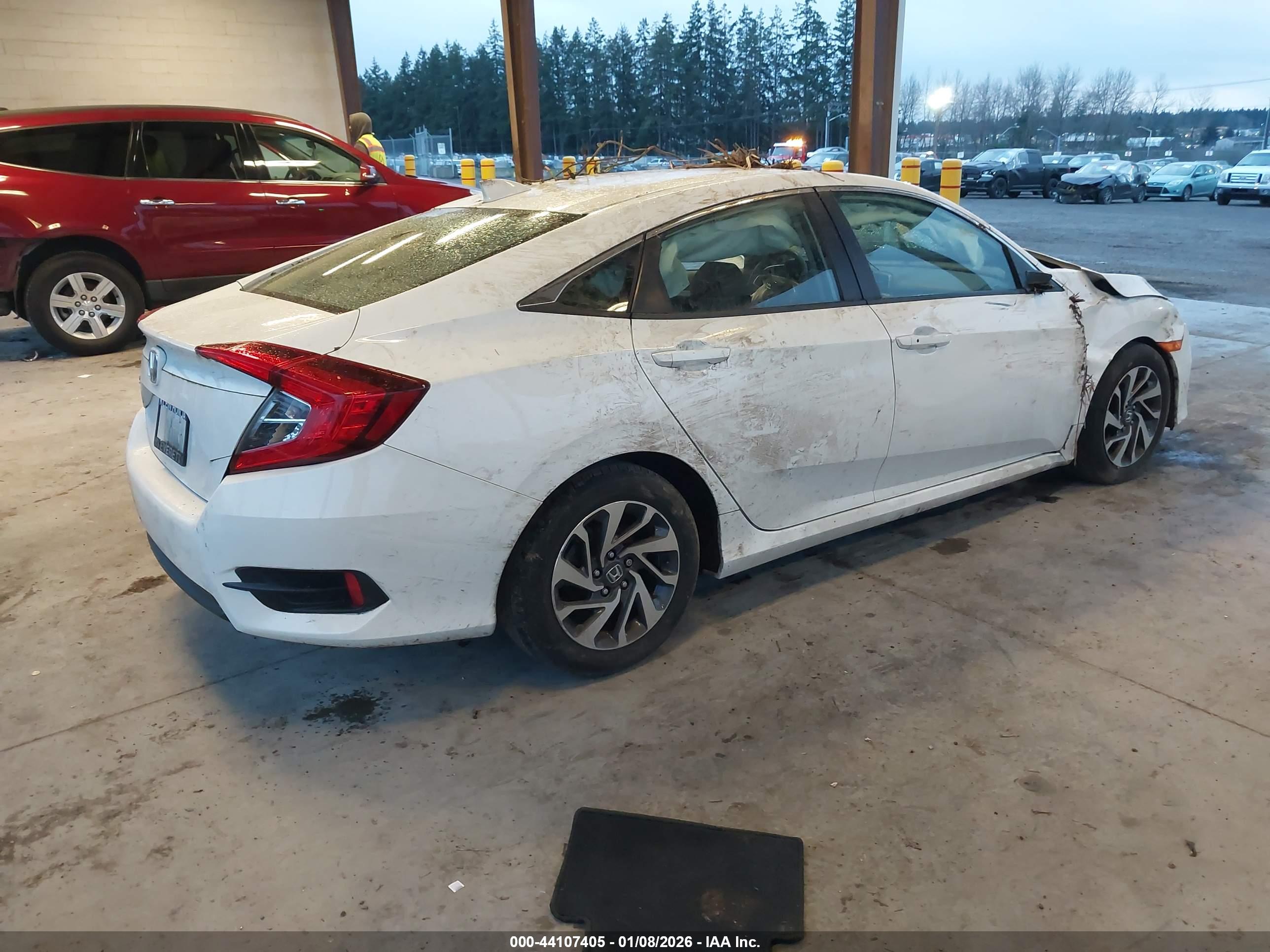 HONDA CIVIC image 4