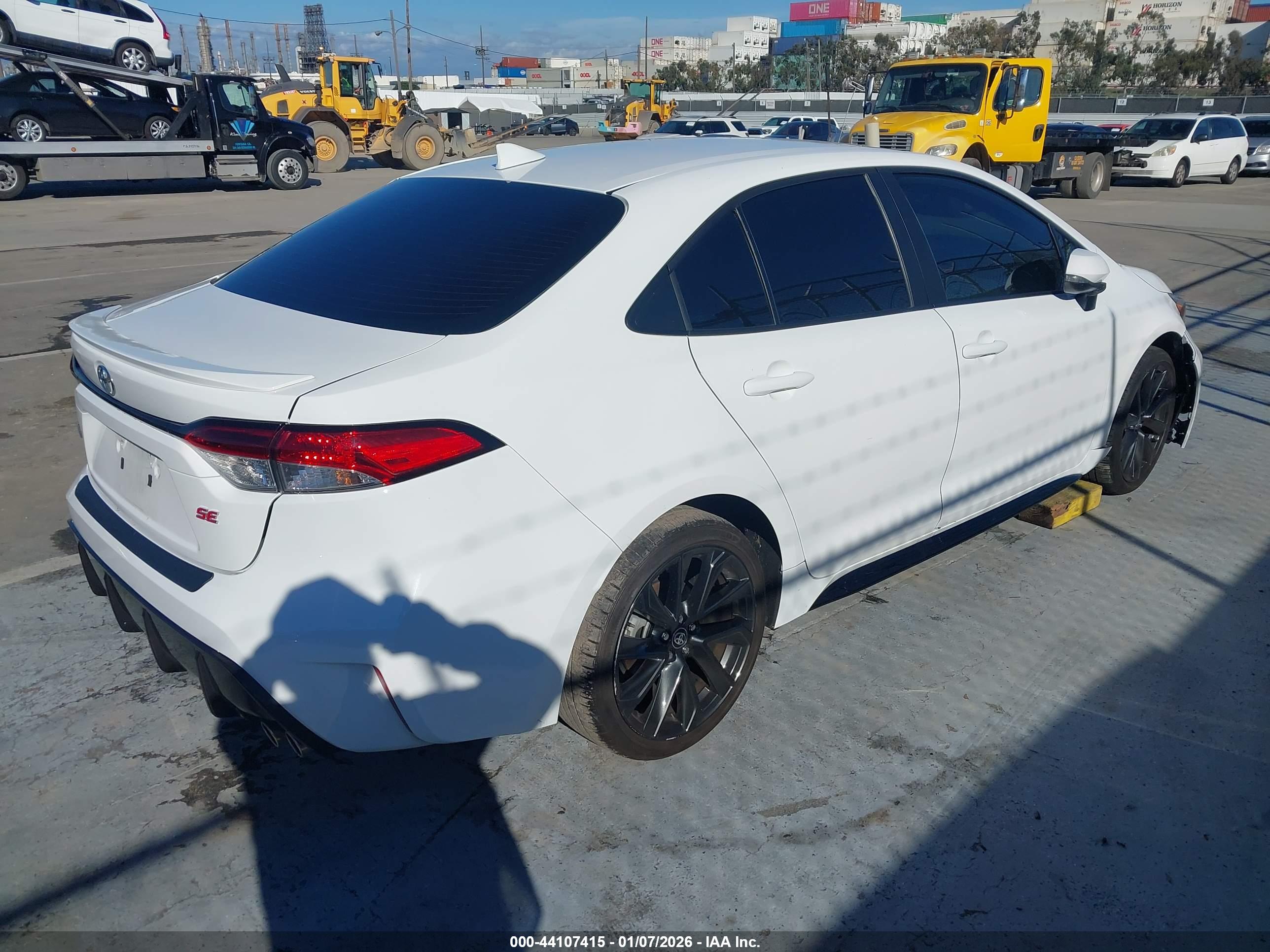 TOYOTA COROLLA image 4