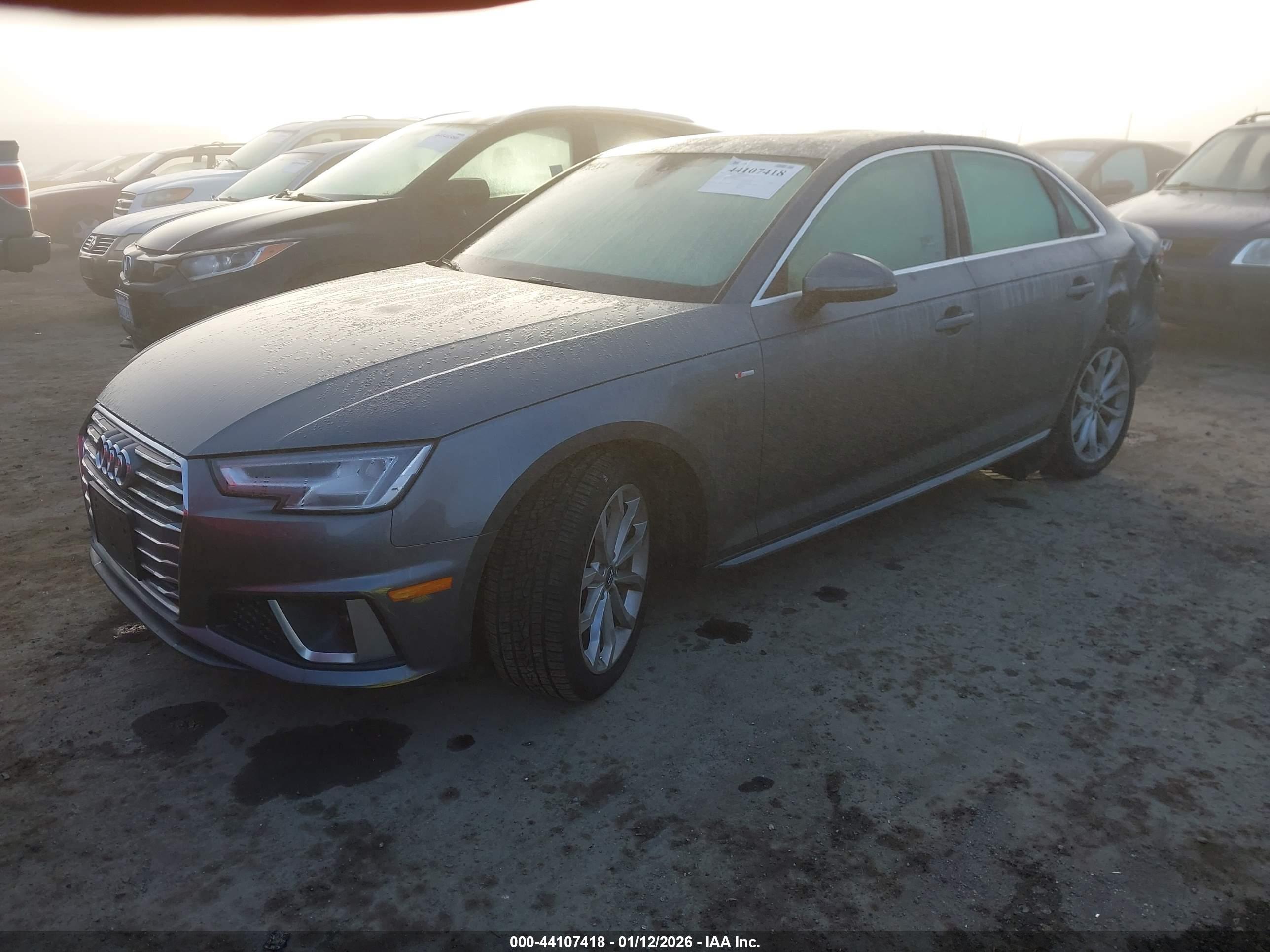 AUDI A4 image 2