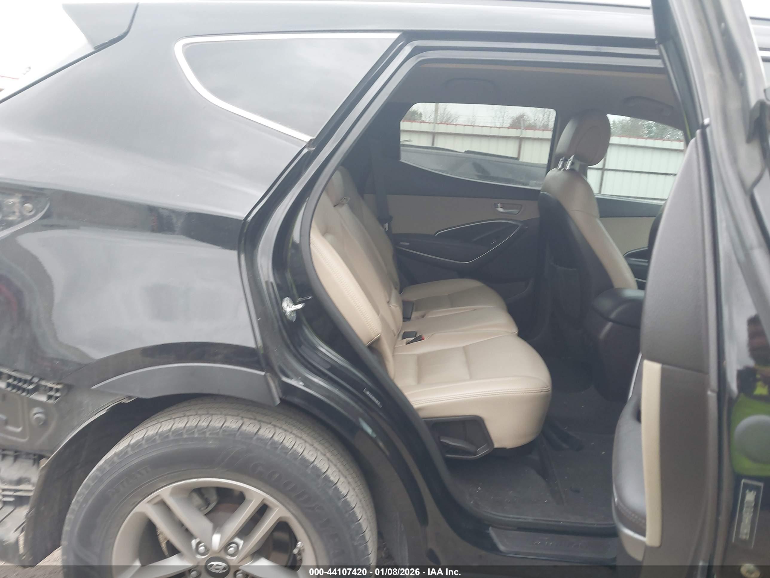 HYUNDAI SANTA image 8