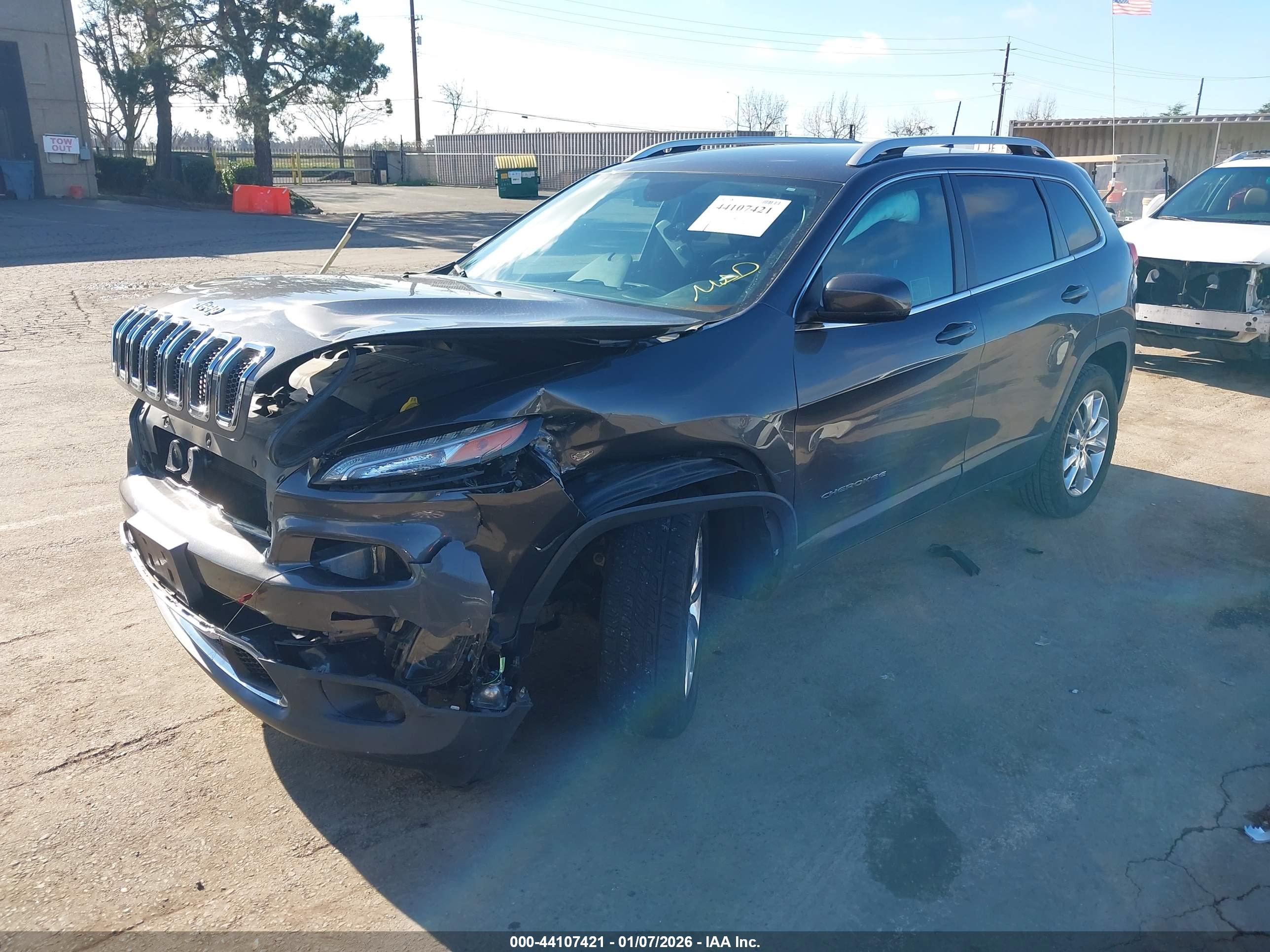 JEEP CHEROKEE image 2