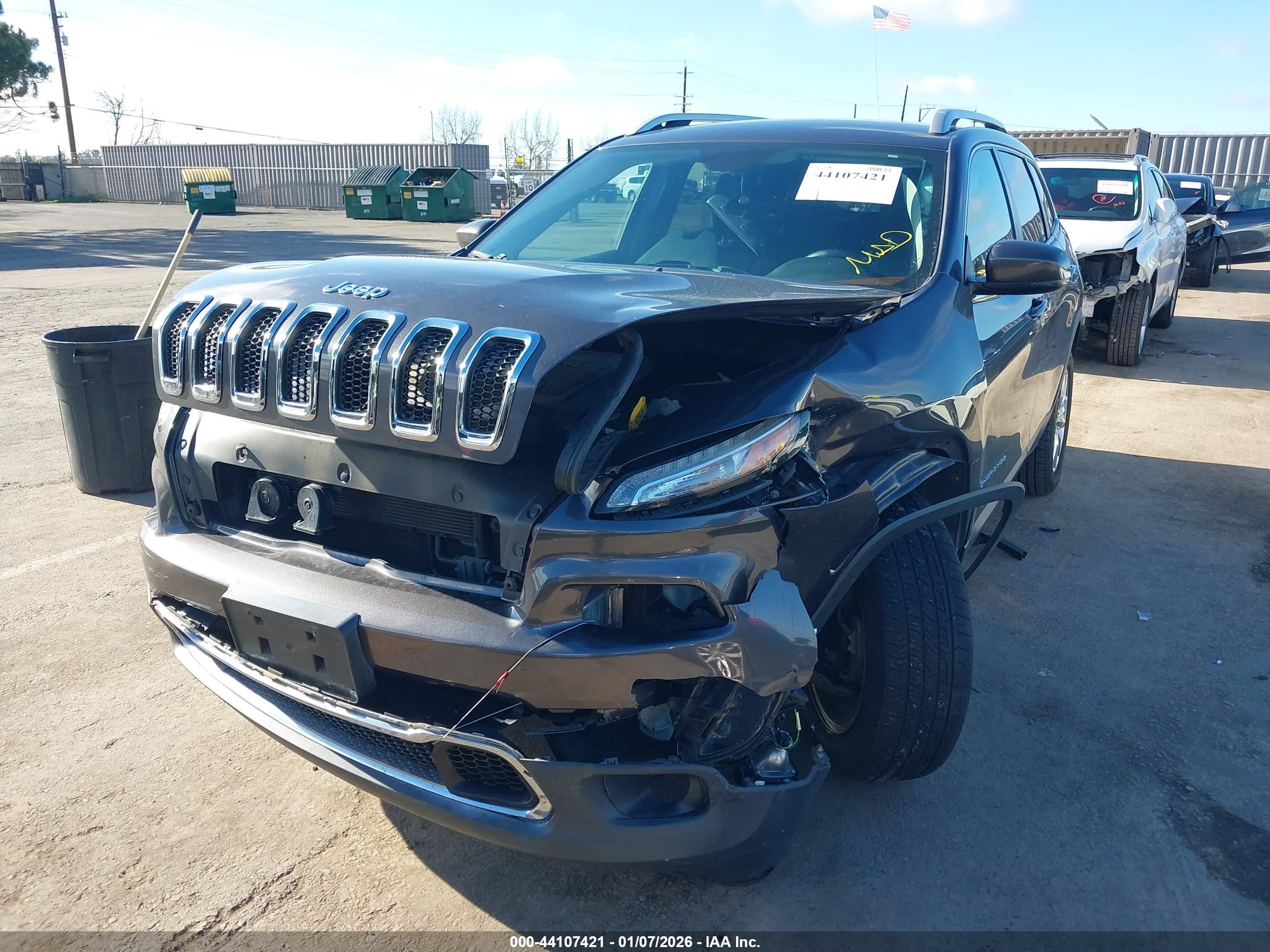 JEEP CHEROKEE image 6