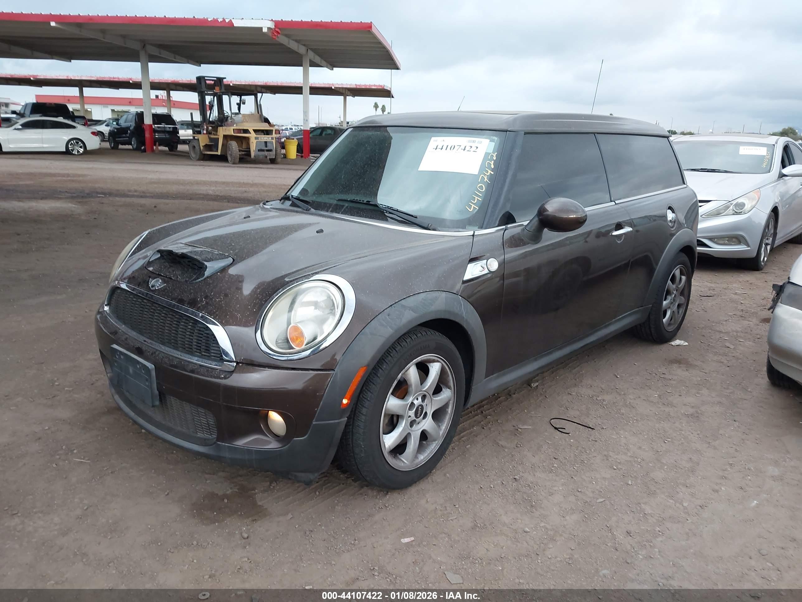 MINI COOPER image 2