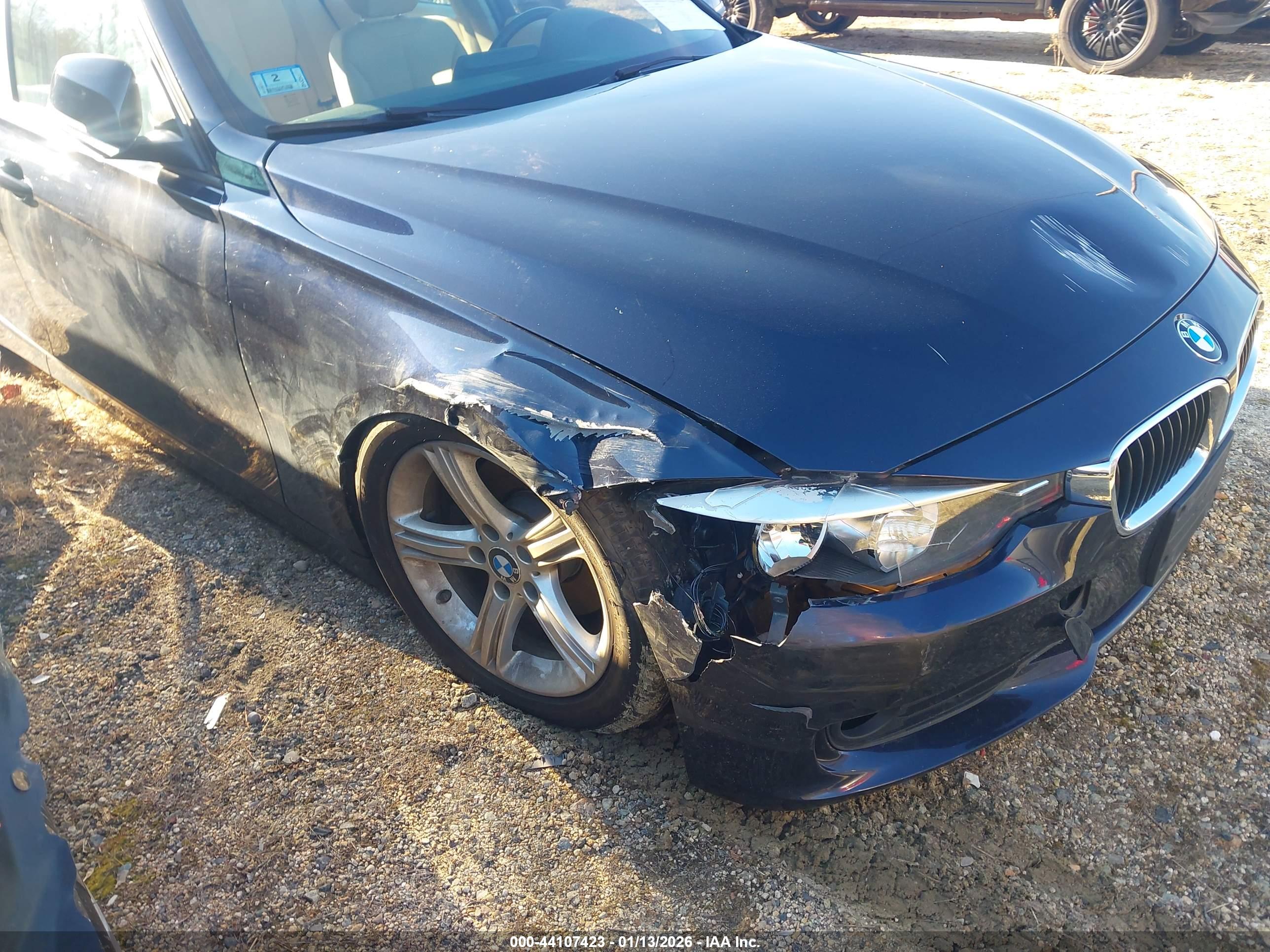 BMW 320I image 6