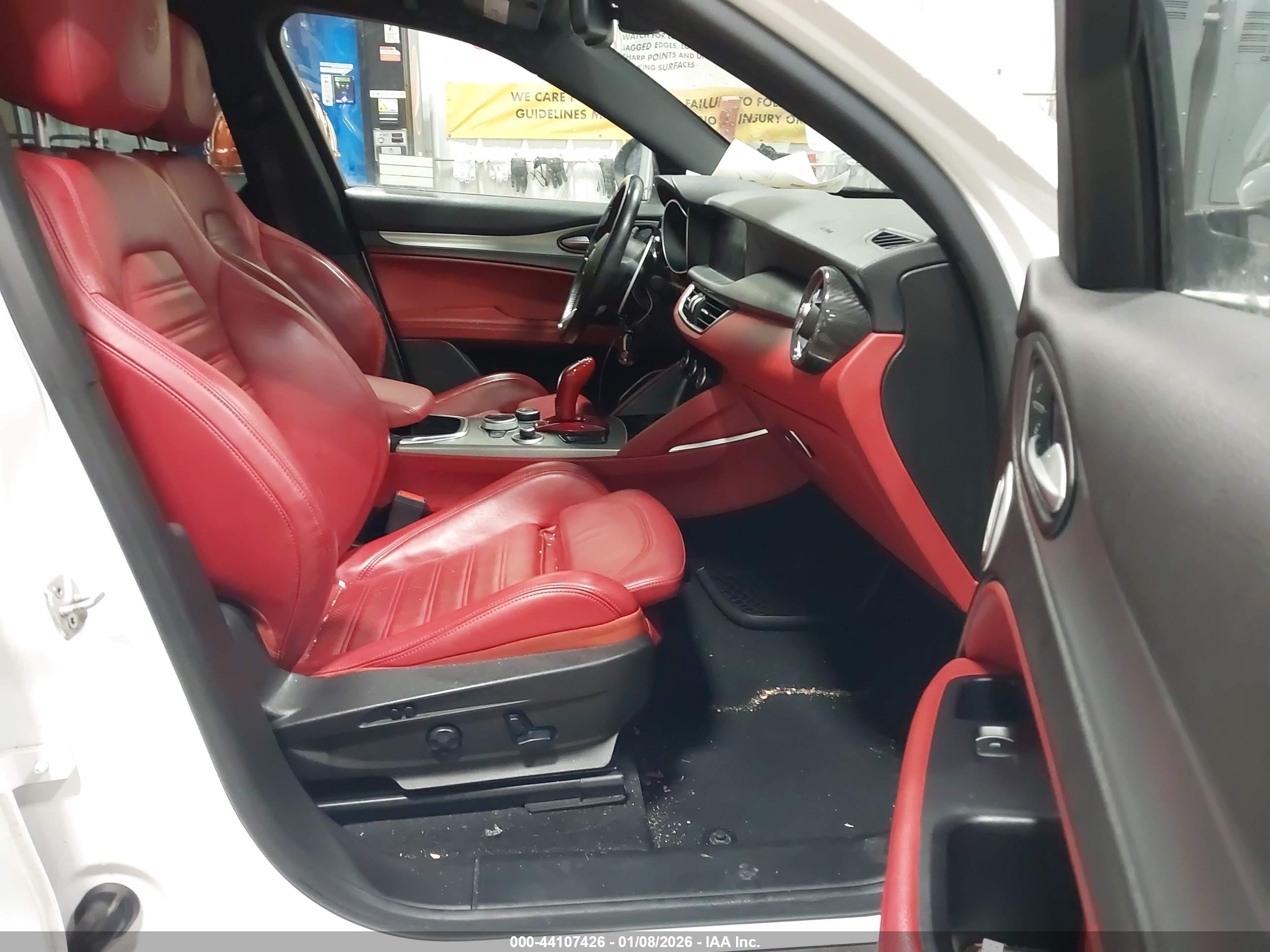 ALFA ROMEO image 5