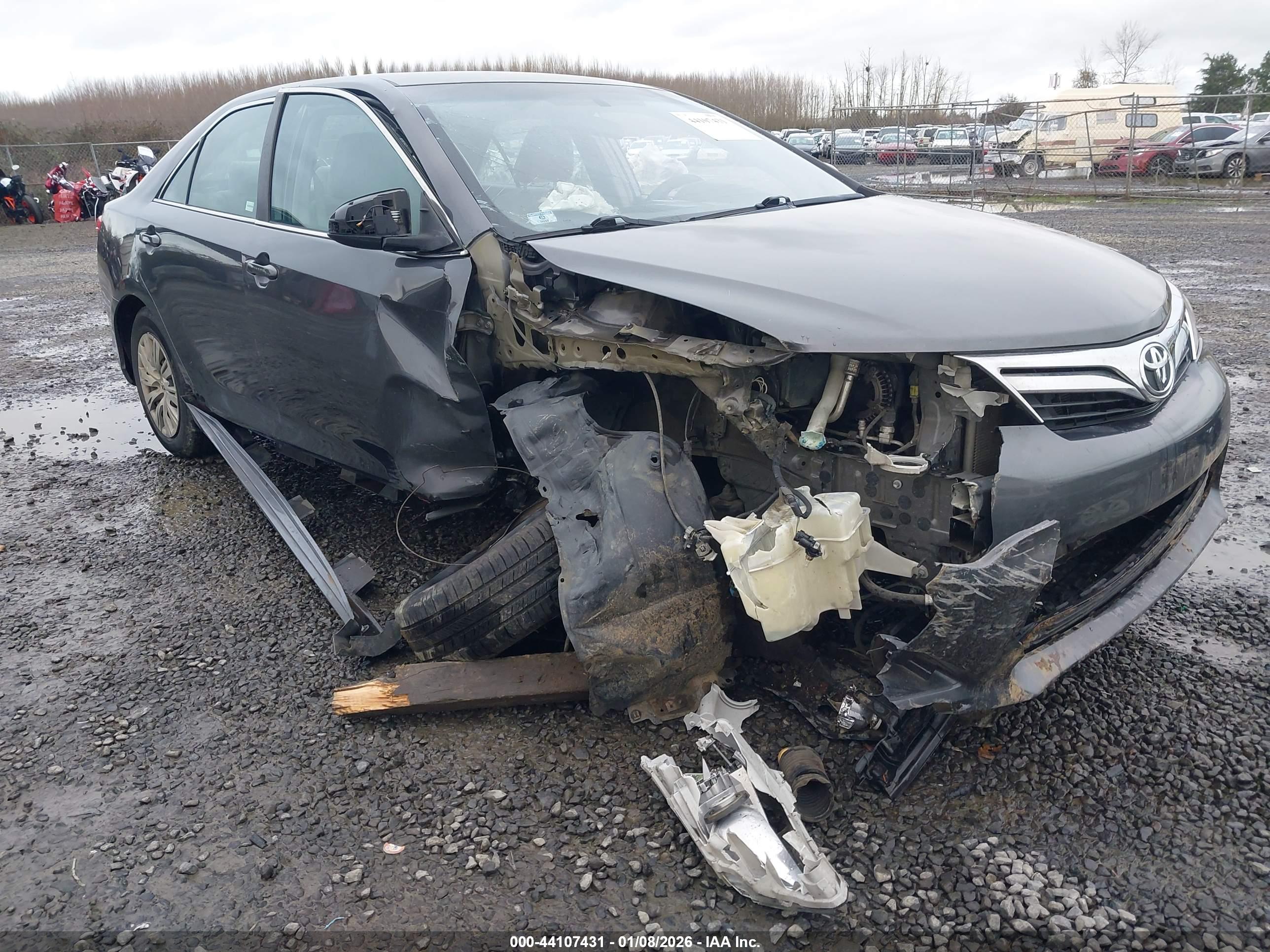 TOYOTA CAMRY image 6