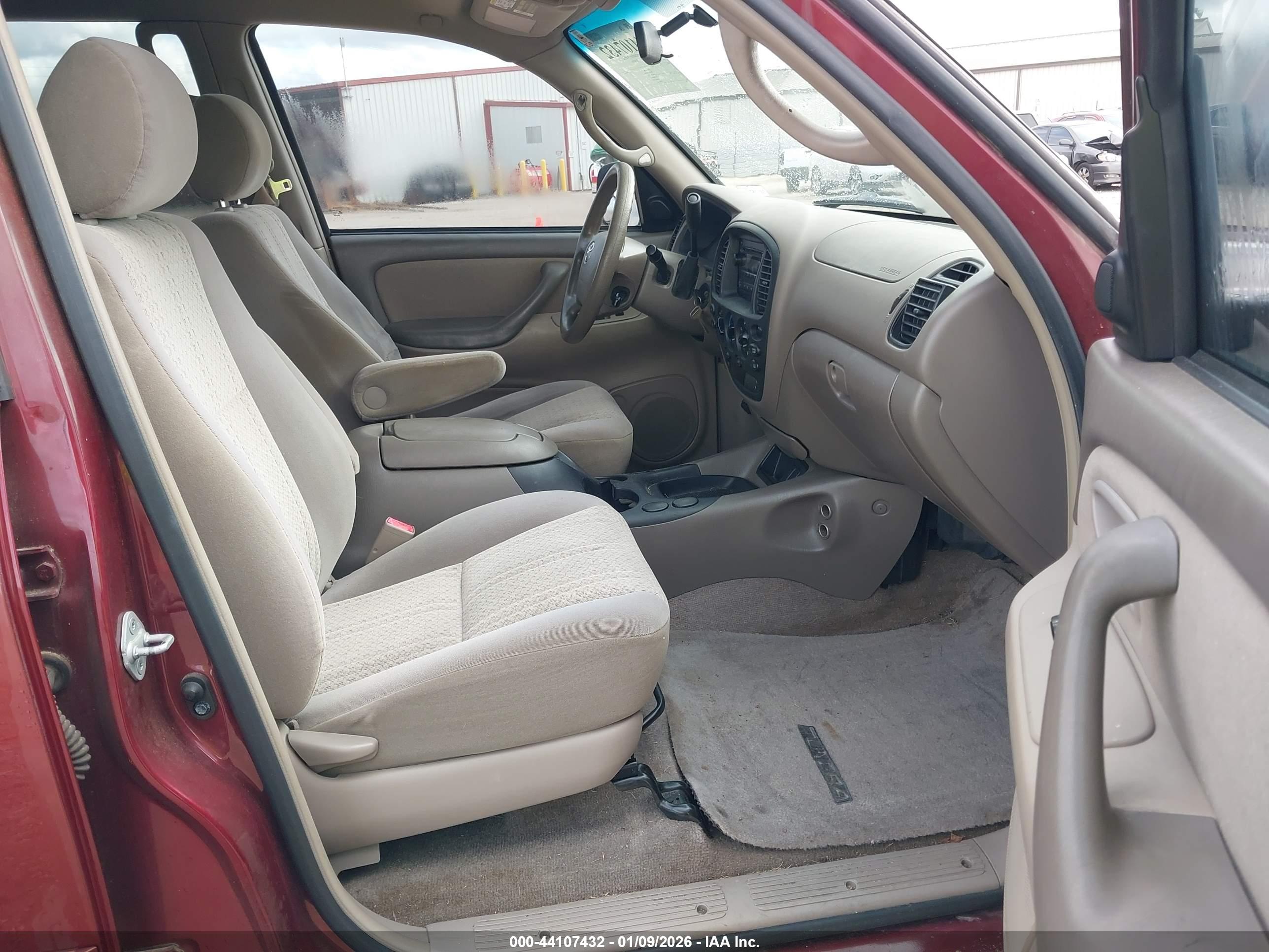 TOYOTA TUNDRA image 5