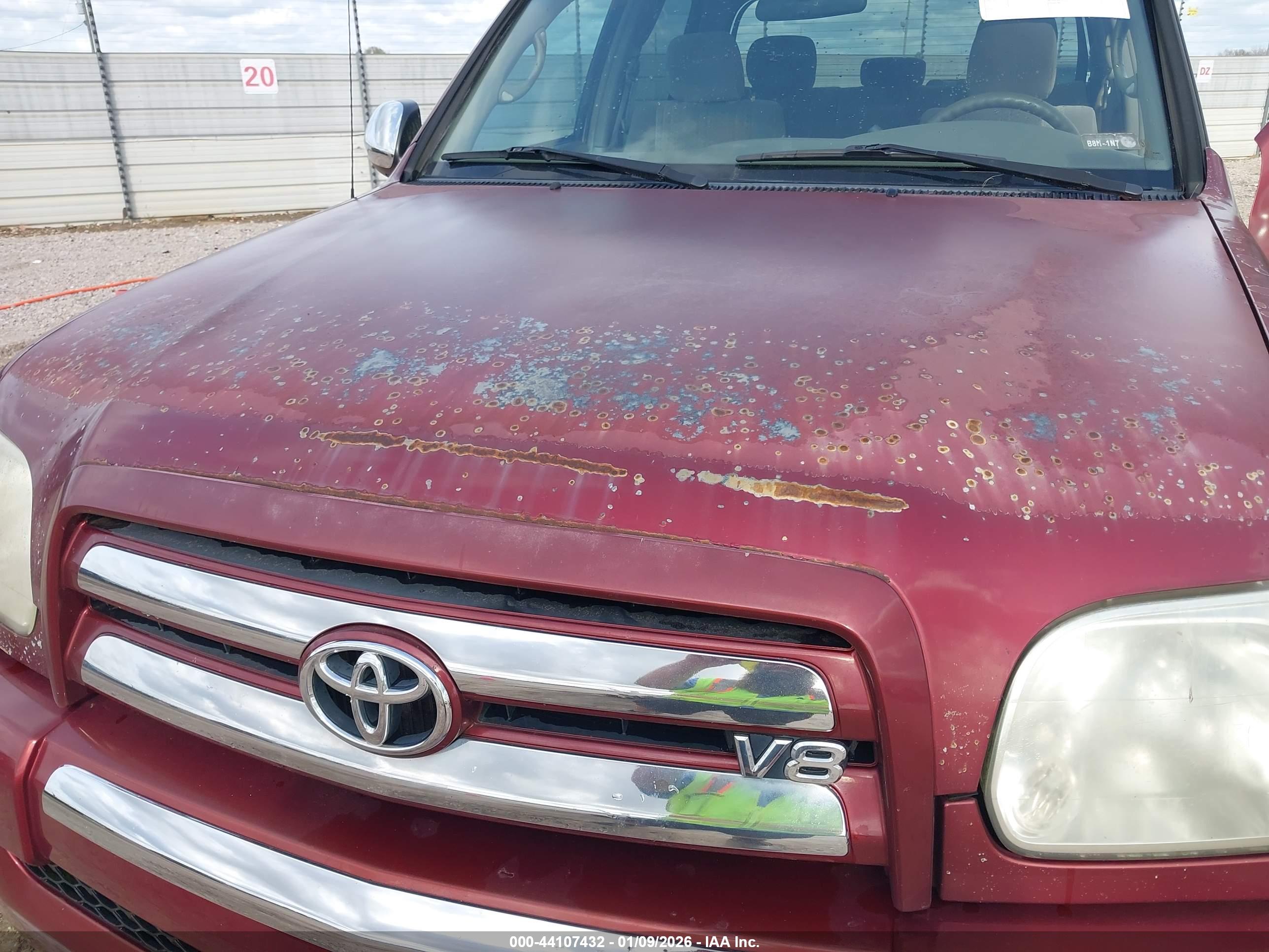 TOYOTA TUNDRA image 6