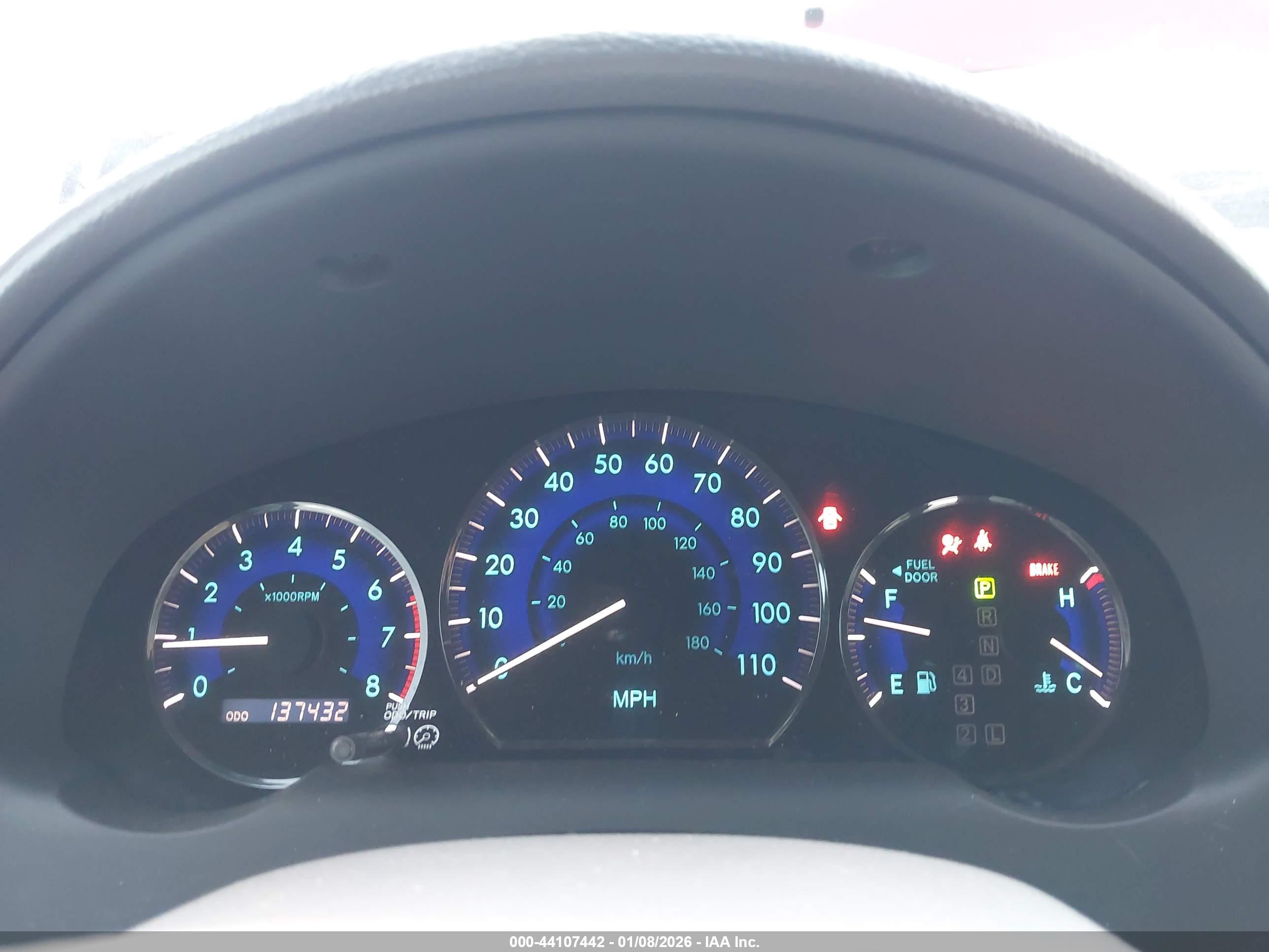 TOYOTA SIENNA image 7