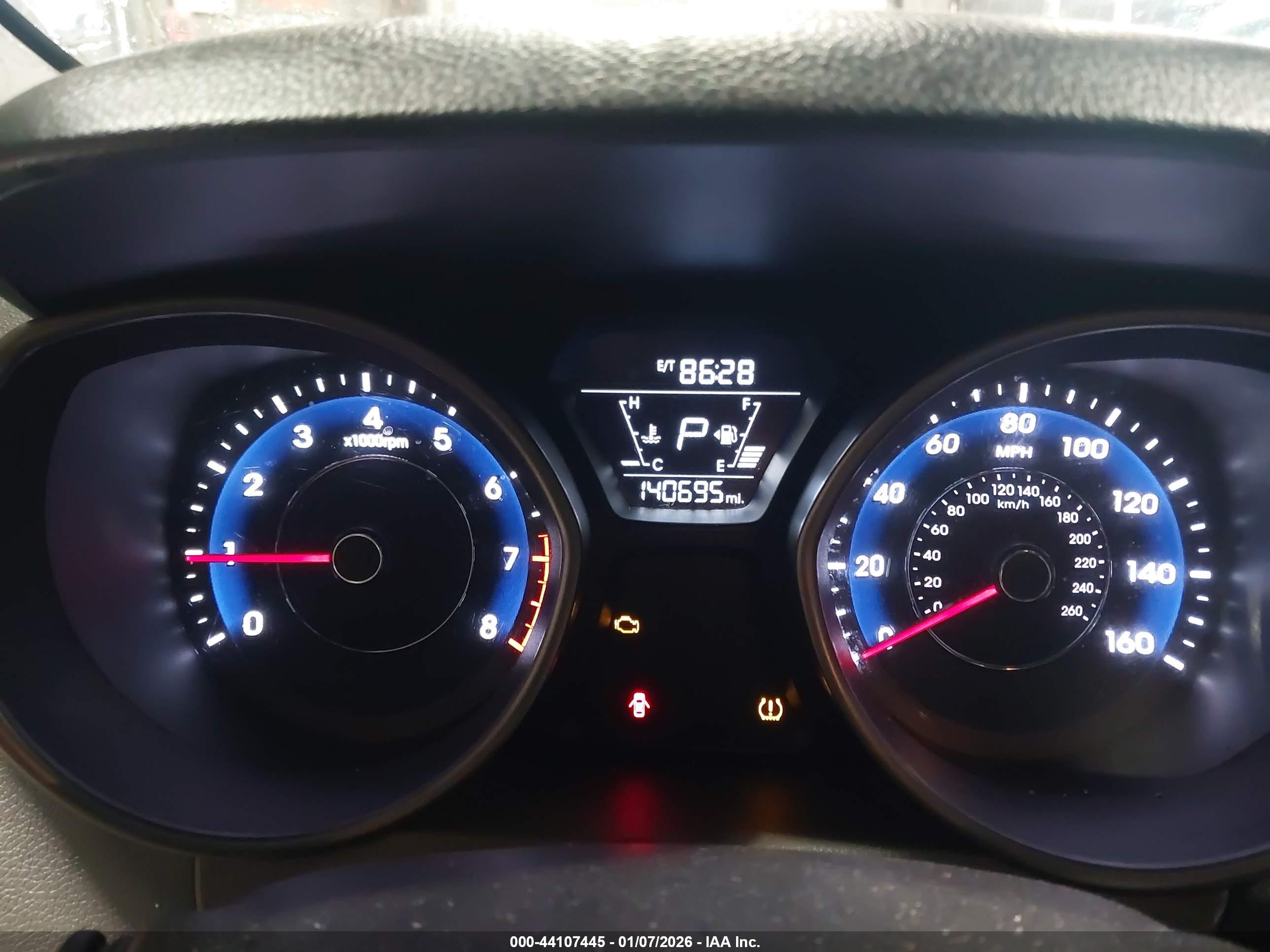 HYUNDAI ELANTRA image 7
