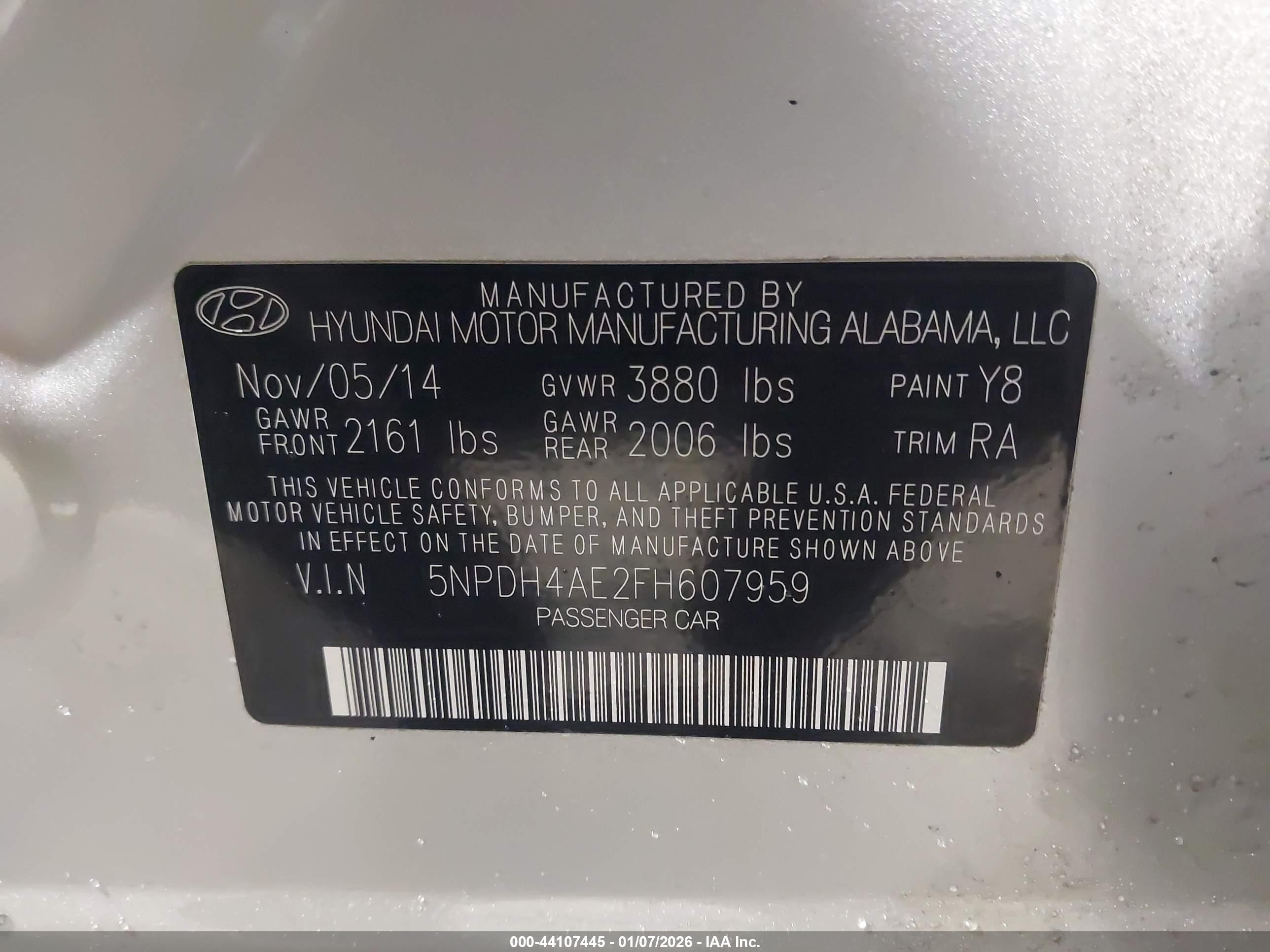 HYUNDAI ELANTRA image 9