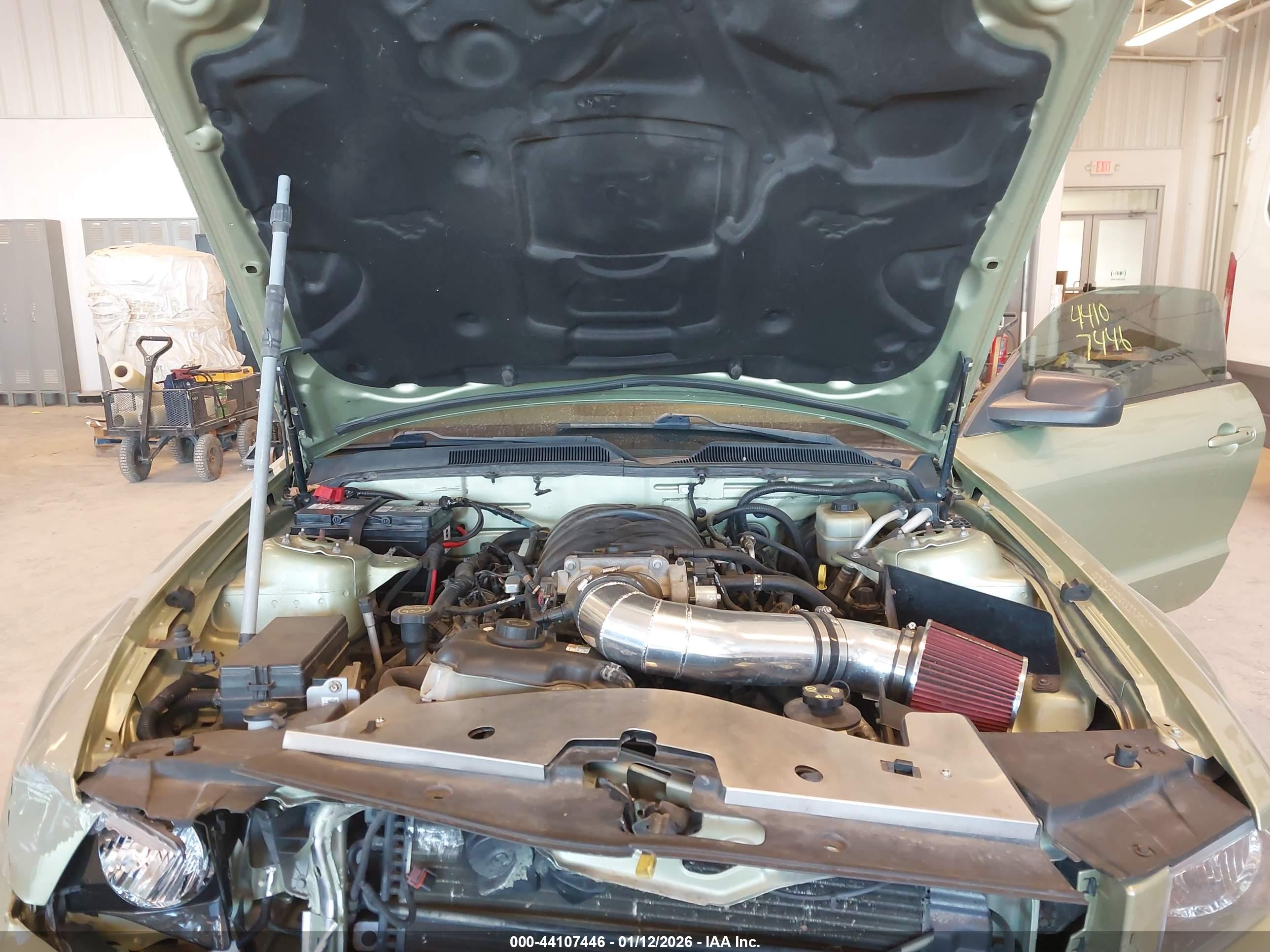 FORD MUSTANG image 10