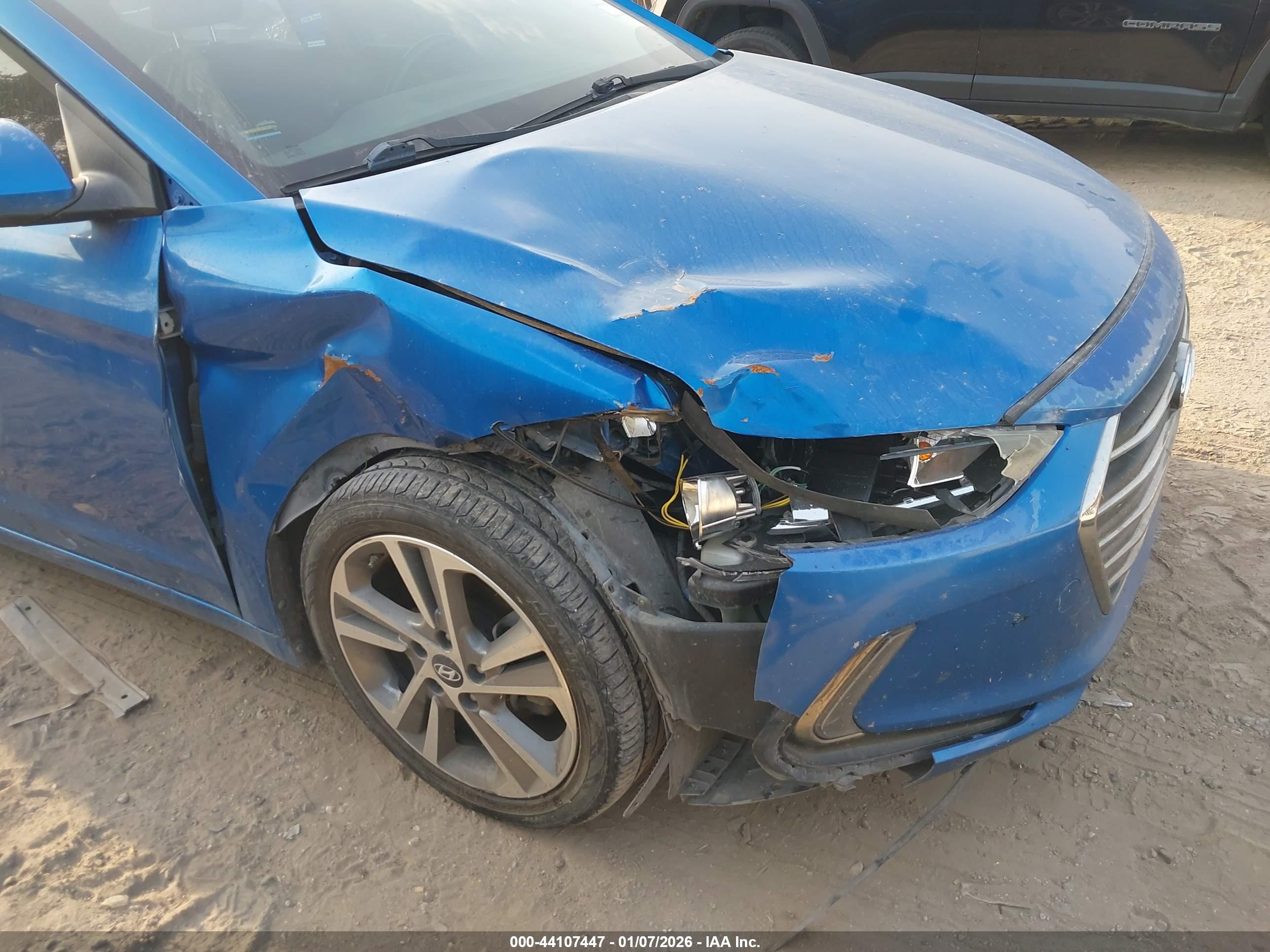 HYUNDAI ELANTRA image 6