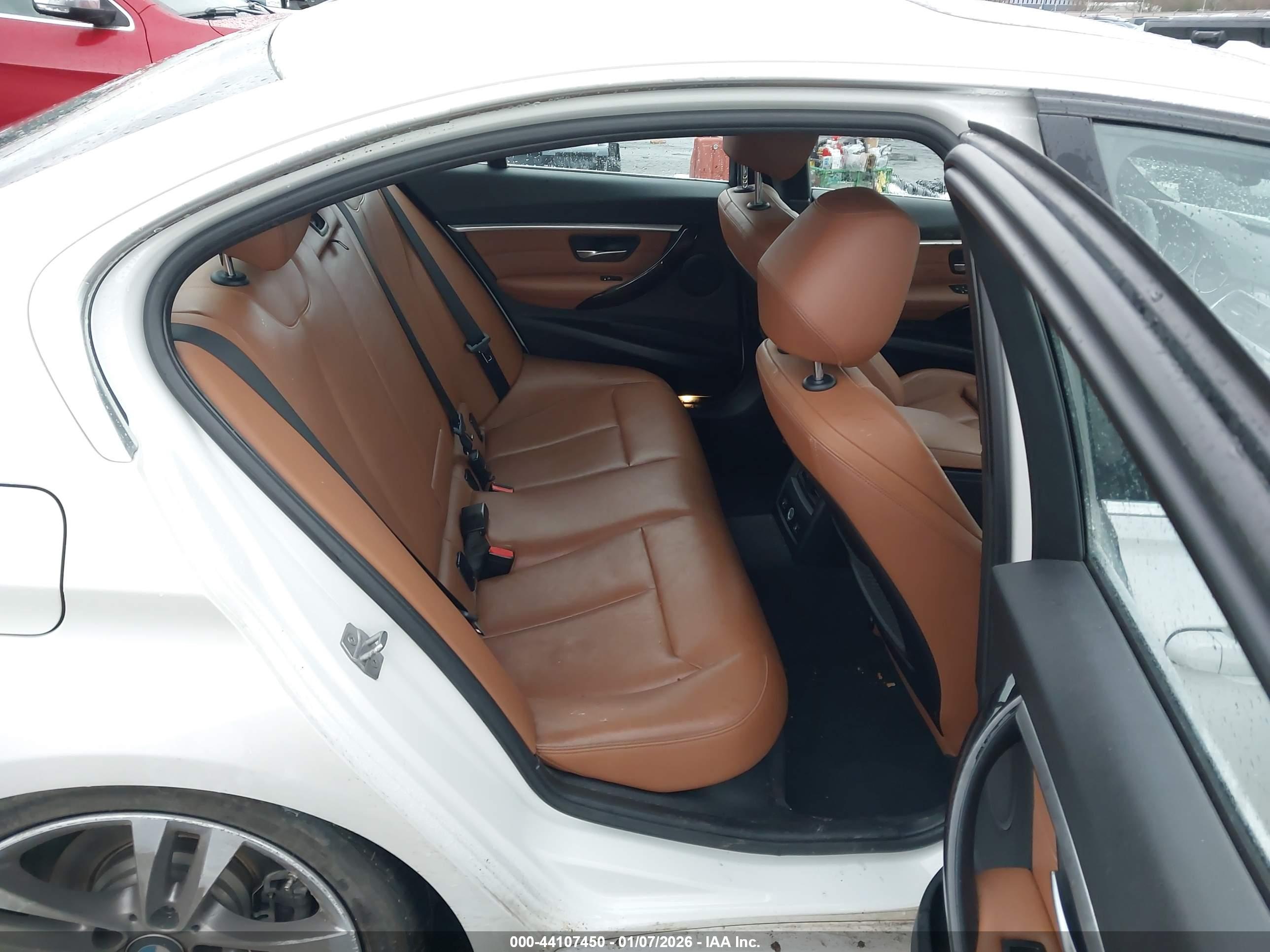 BMW 330I image 8