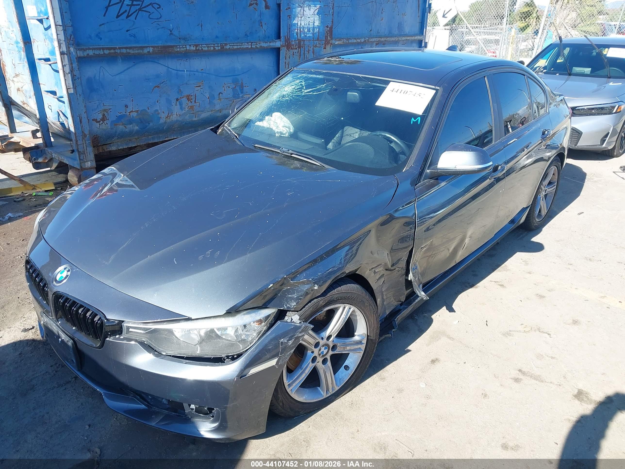BMW 328I image 2