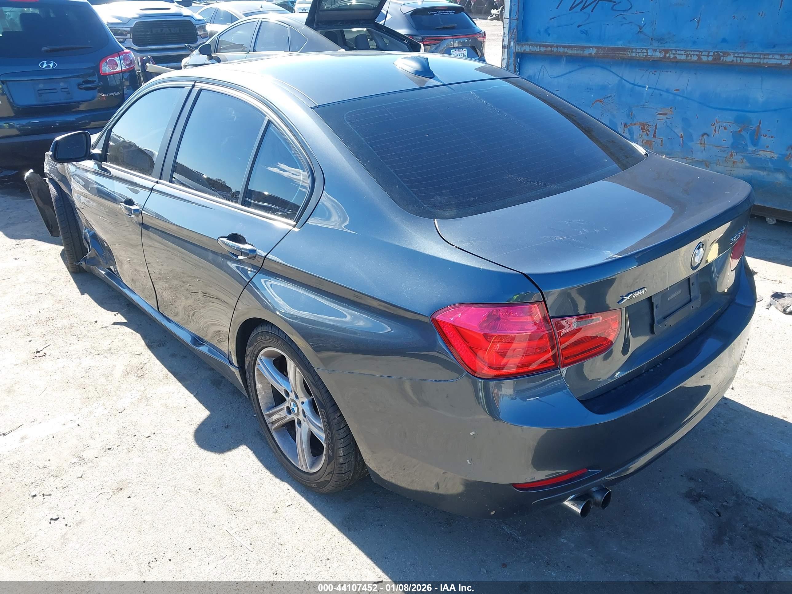 BMW 328I image 3