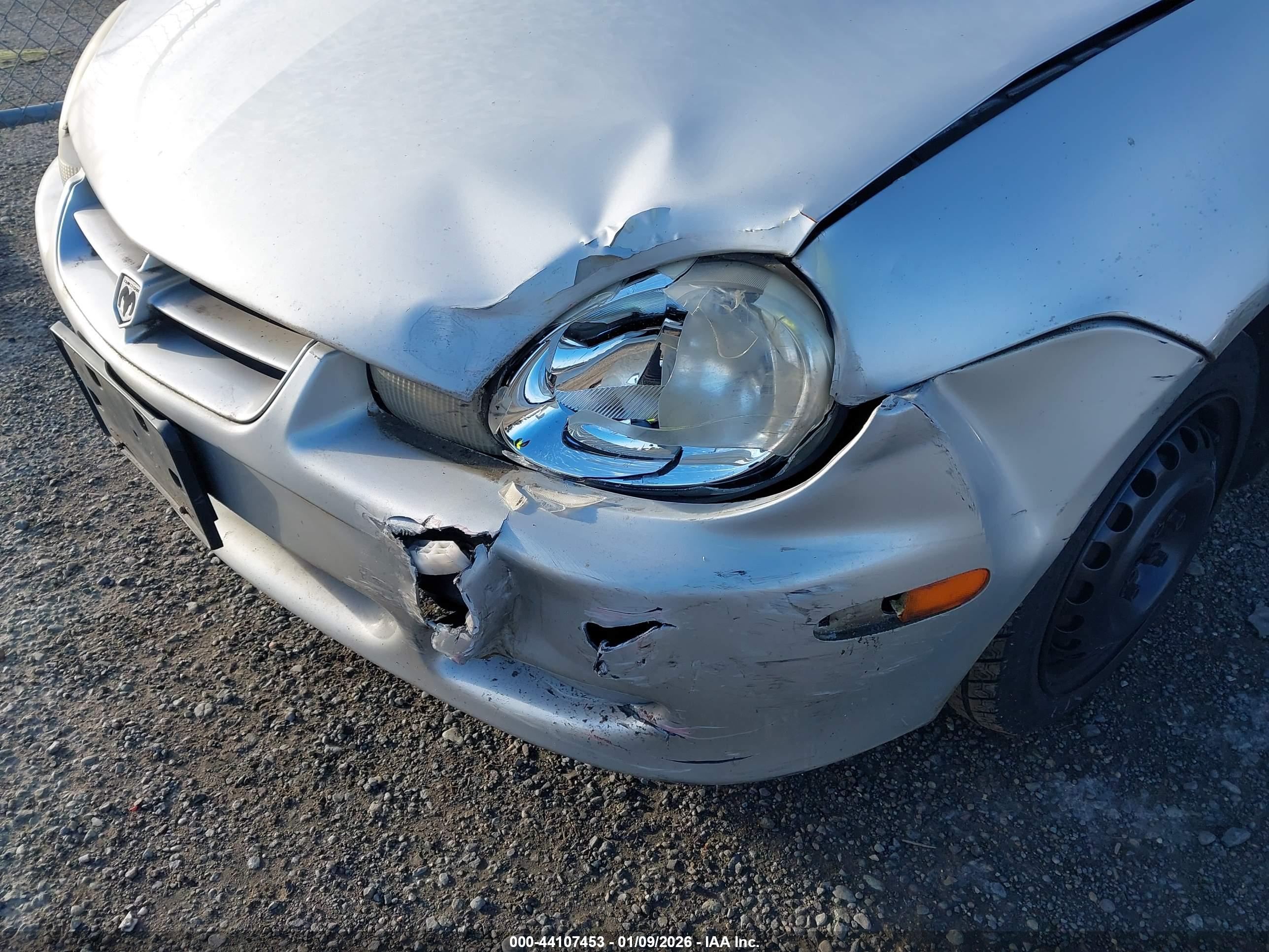 DODGE NEON image 6