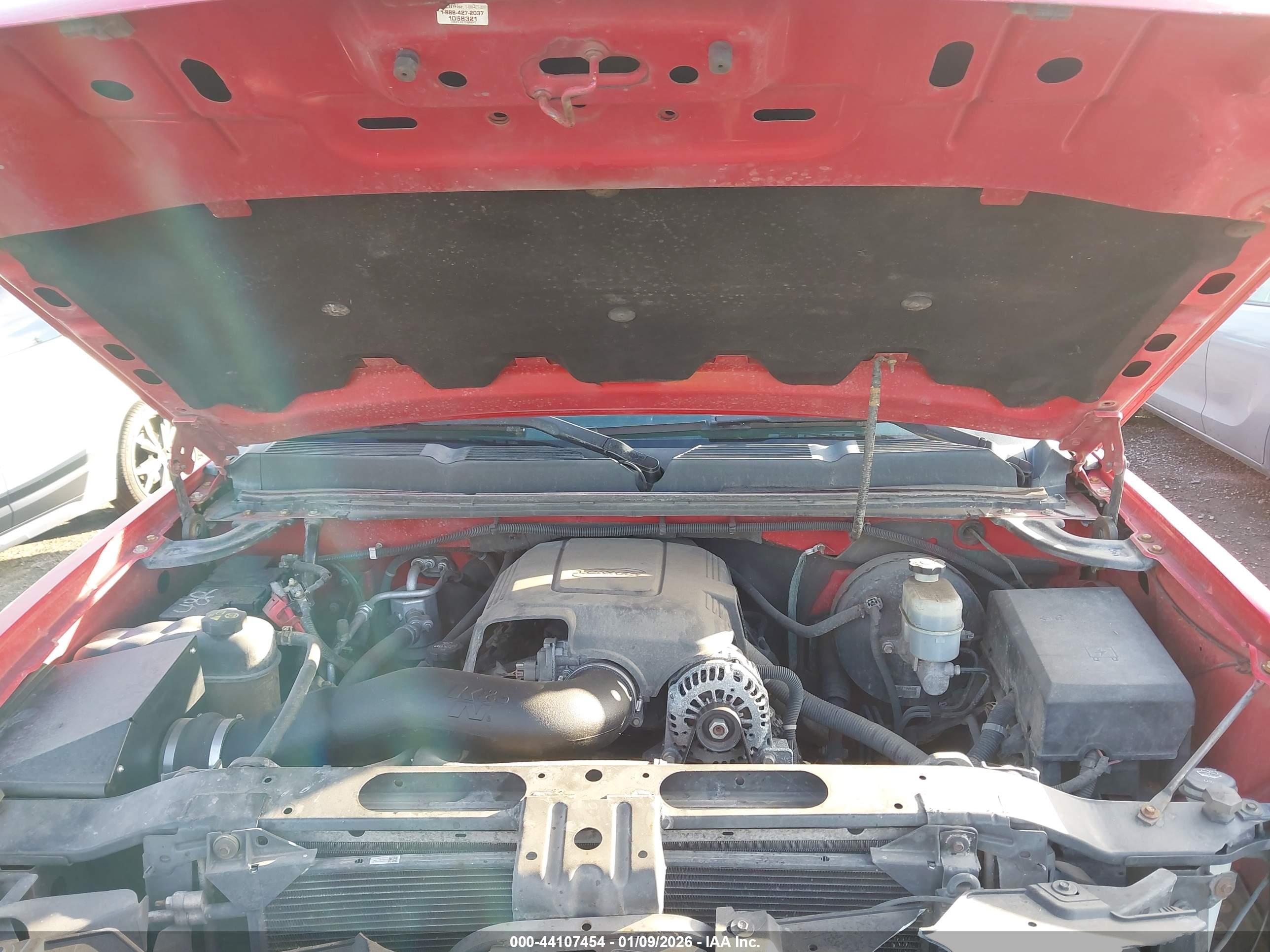 CHEVROLET SILVERADO image 10
