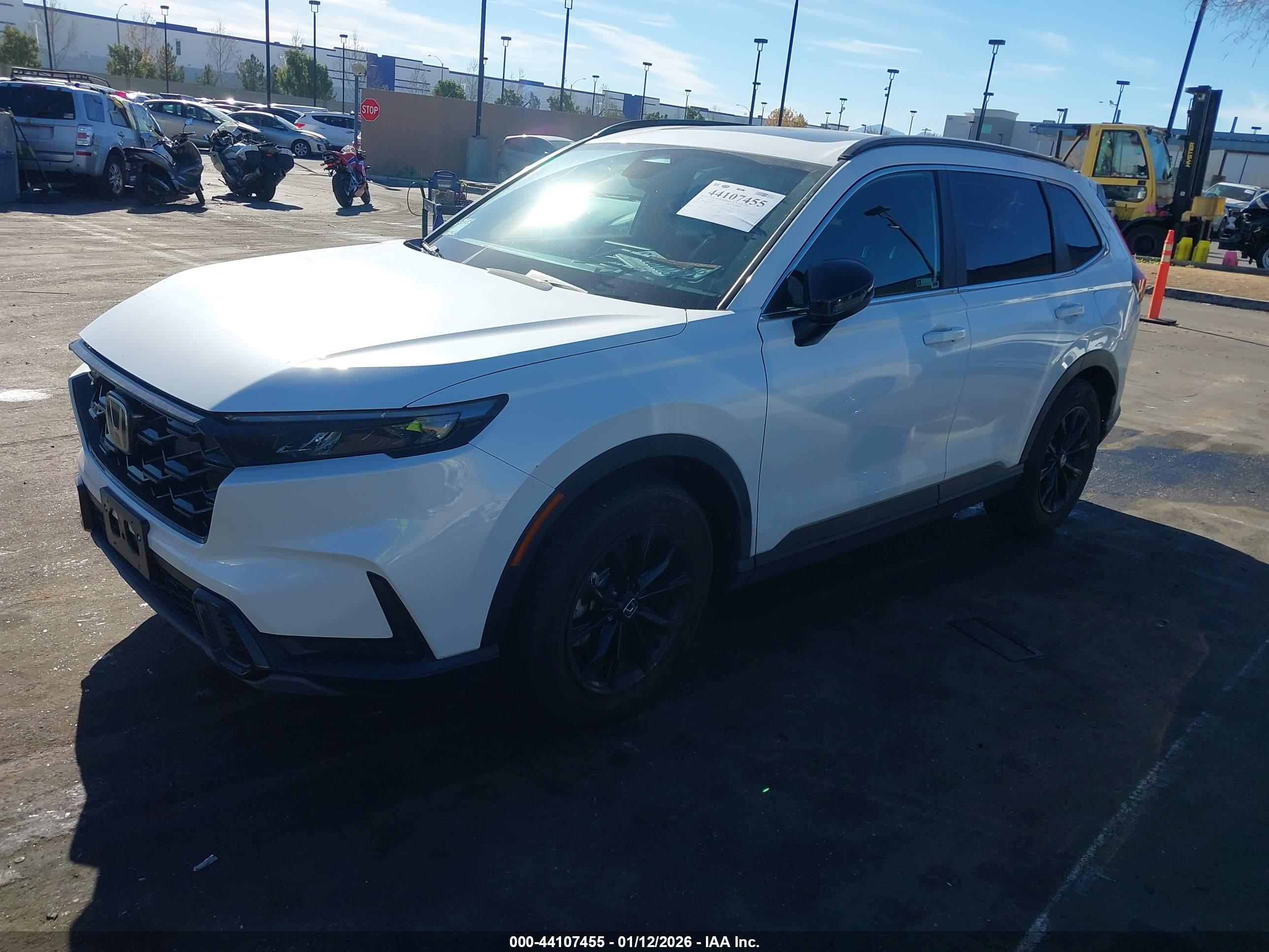 HONDA CR-V image 2