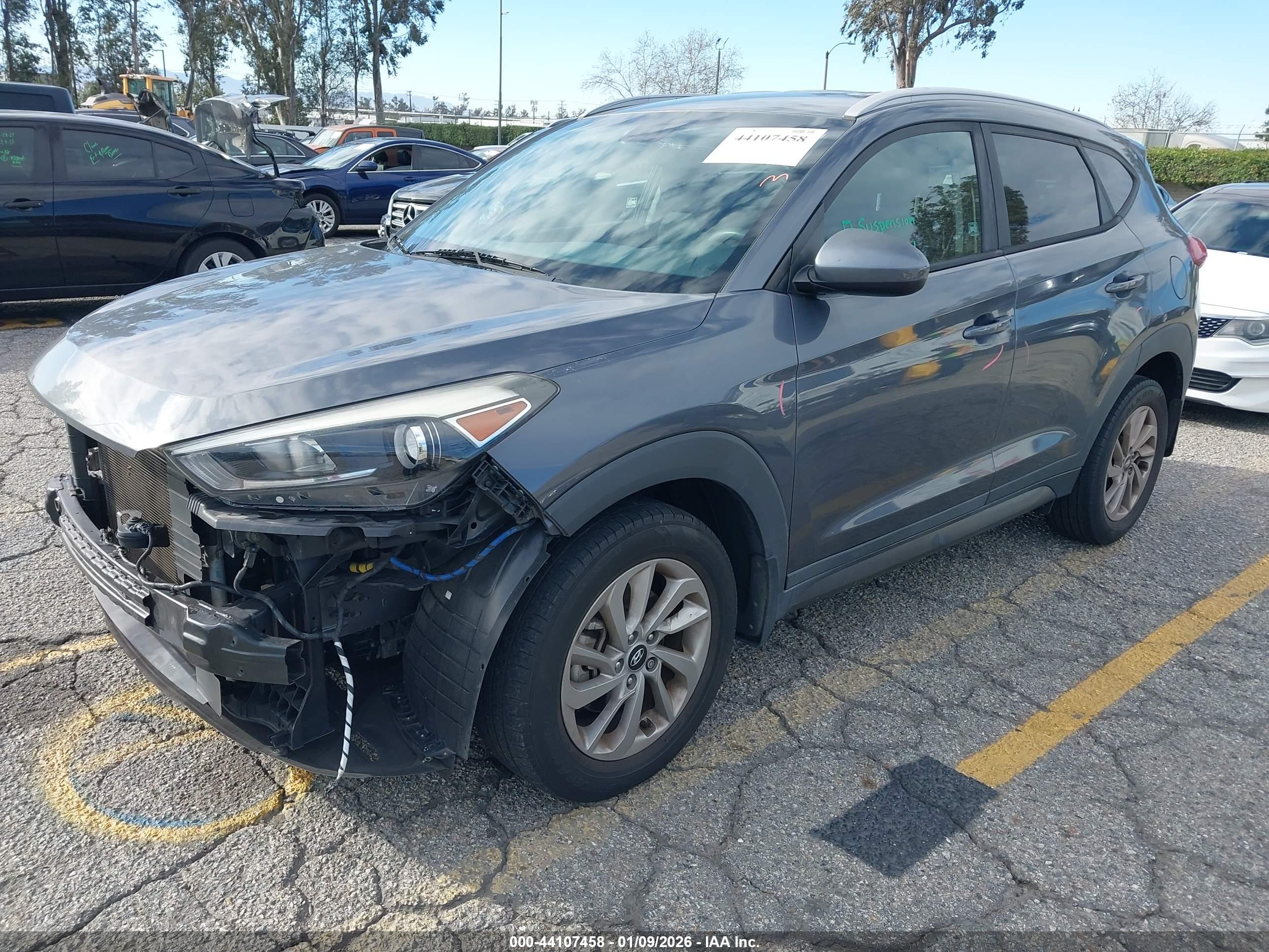 HYUNDAI TUCSON image 2