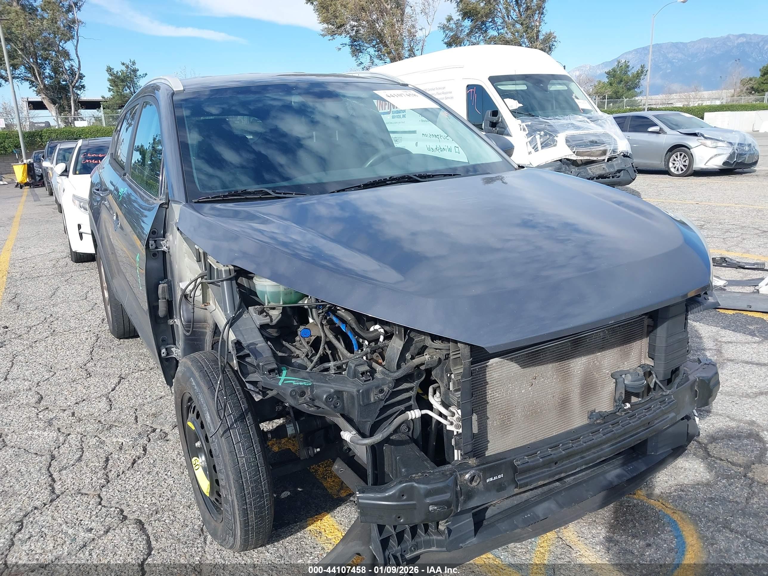 HYUNDAI TUCSON image 6