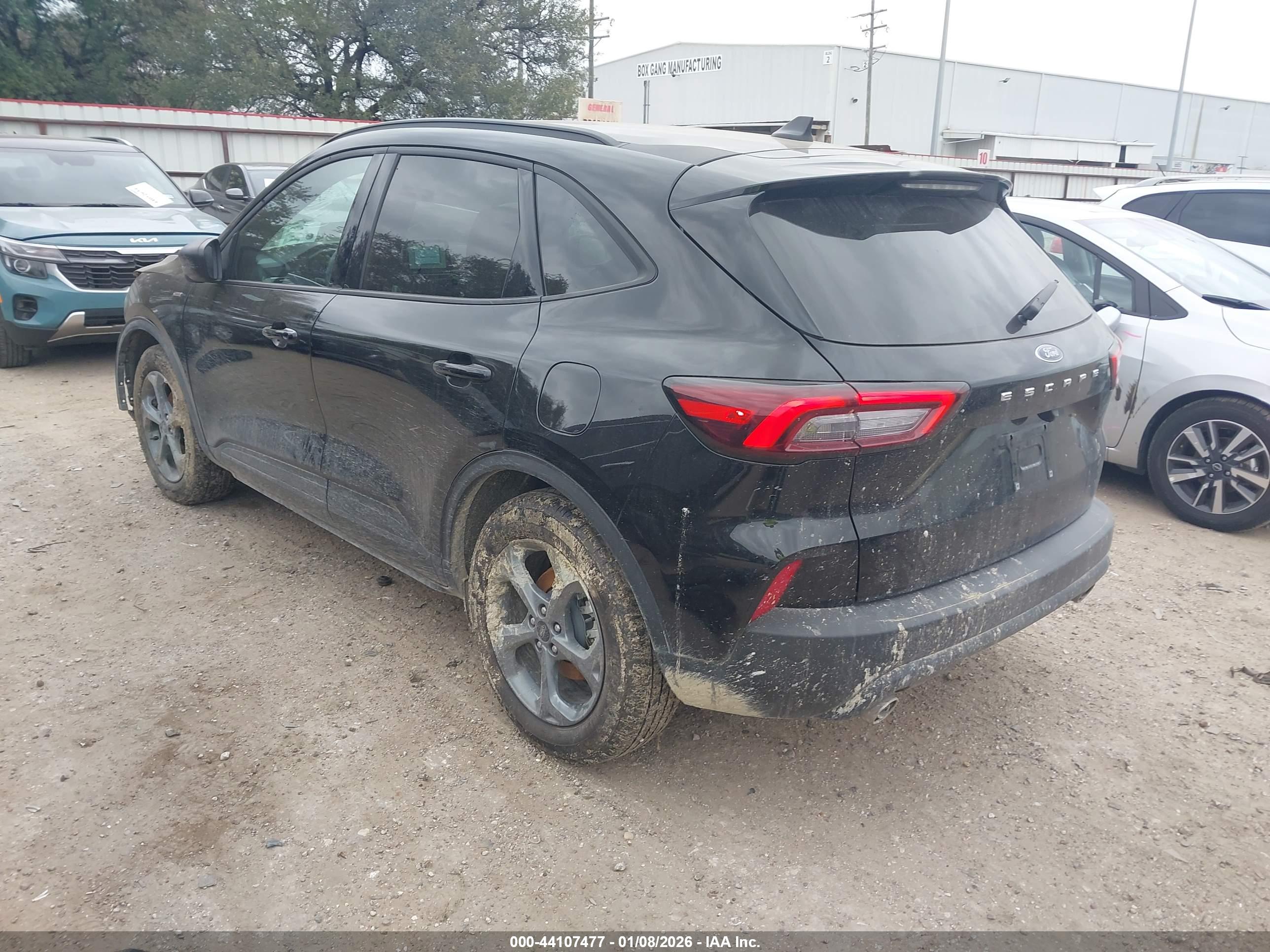 FORD ESCAPE image 3