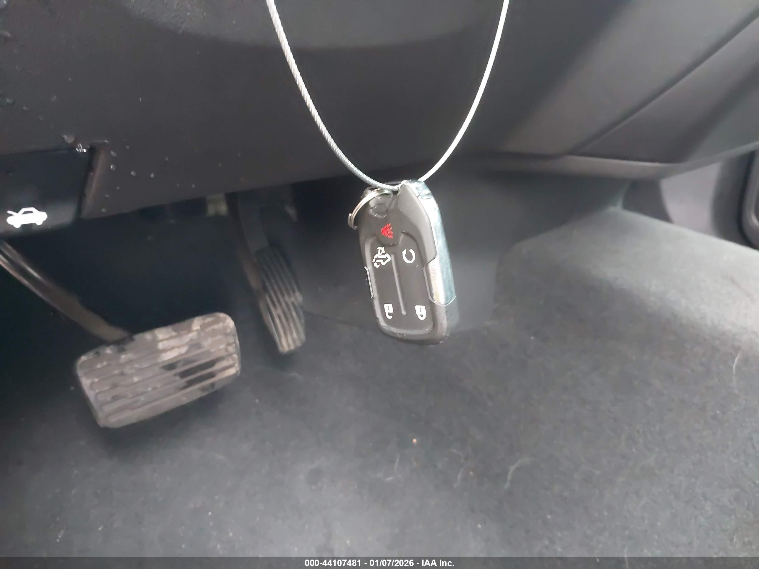 GMC SIERRA image 11