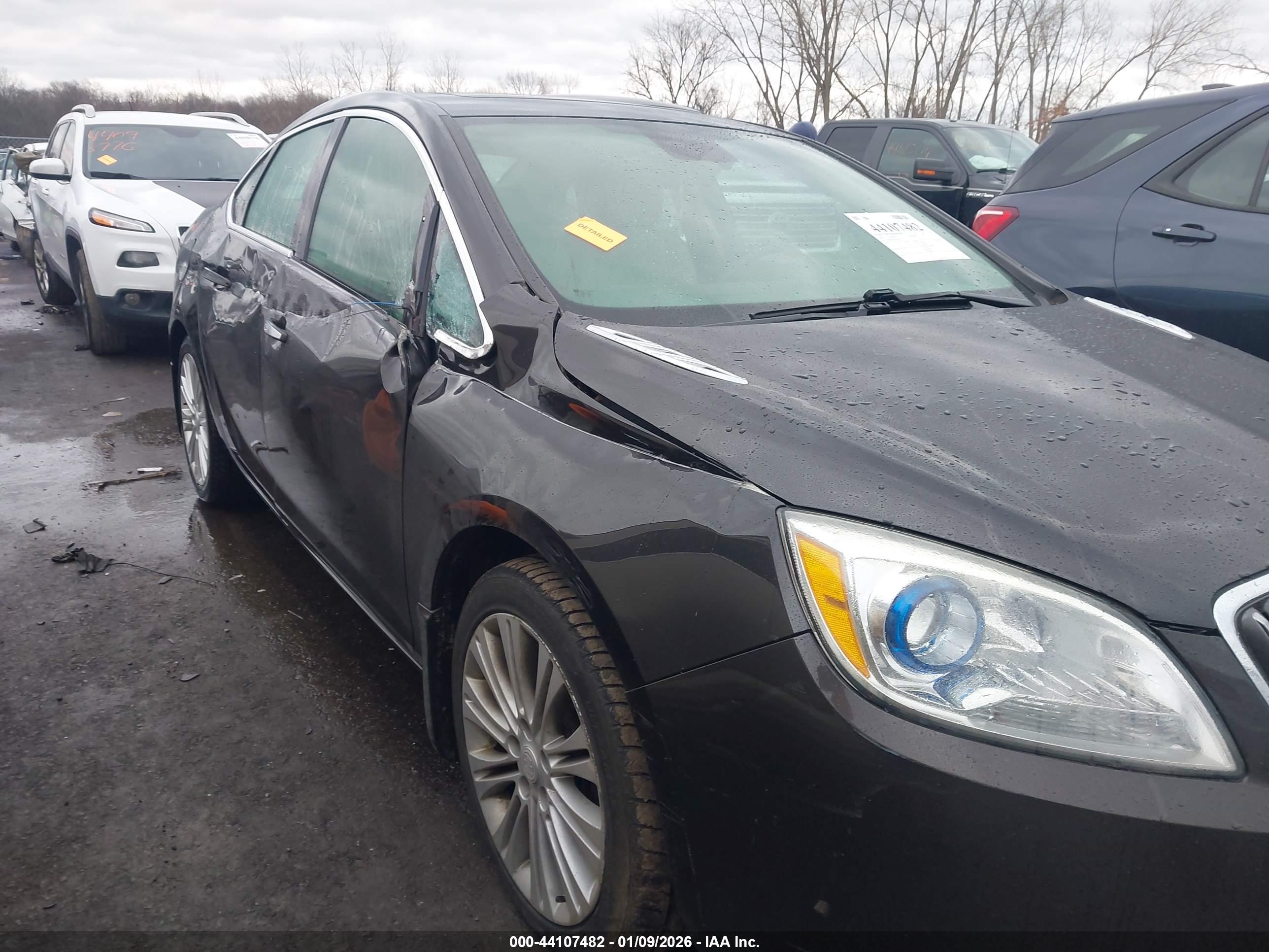 BUICK VERANO image 6