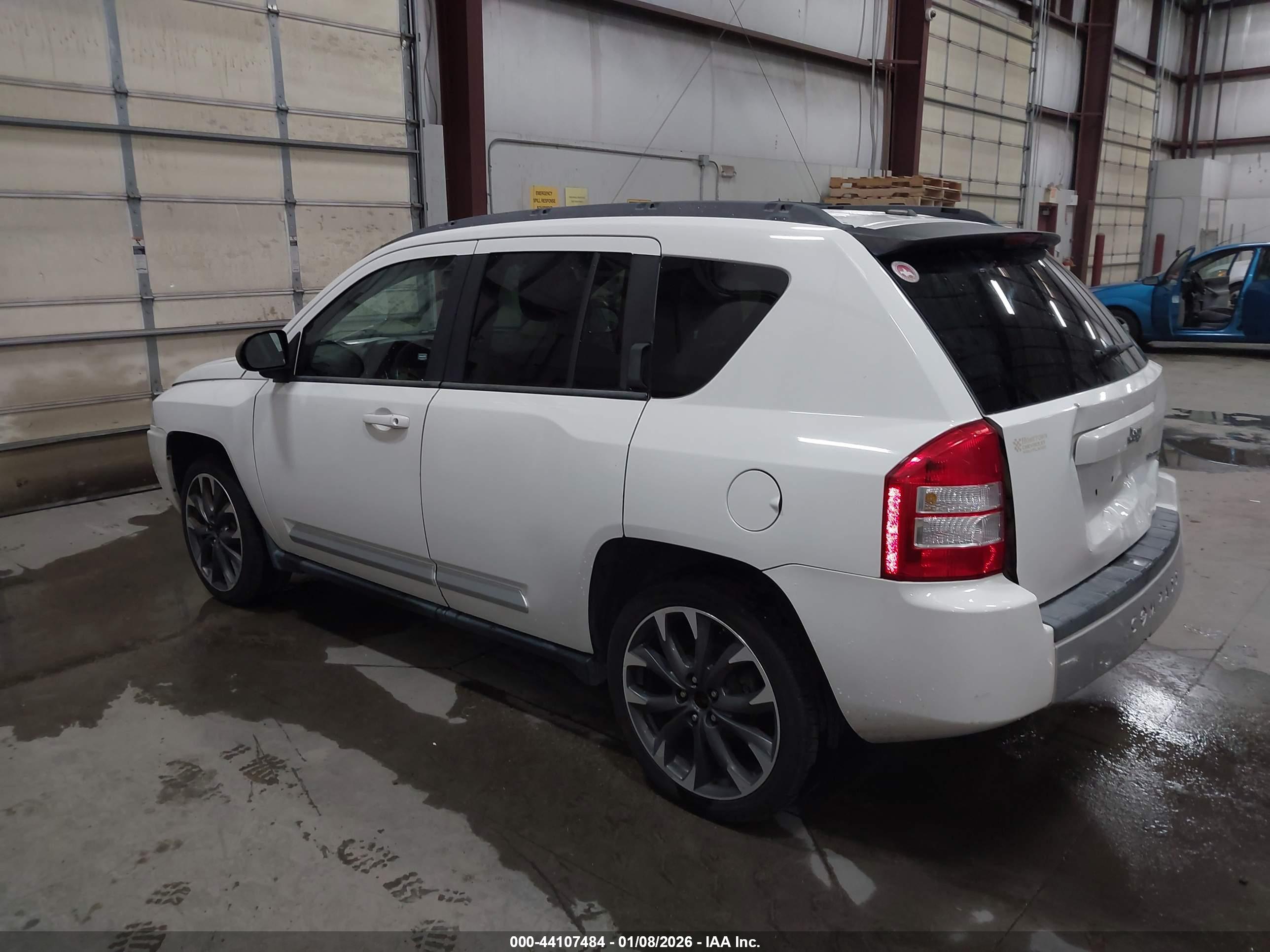 JEEP COMPASS image 3