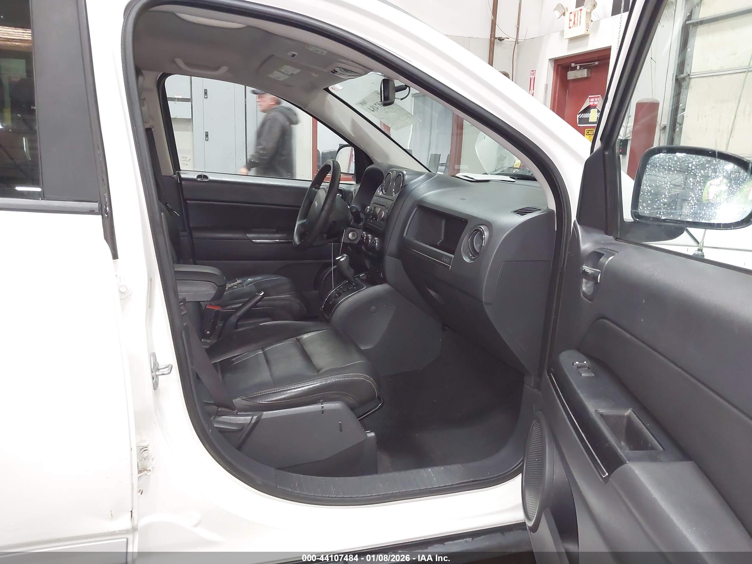 JEEP COMPASS image 5