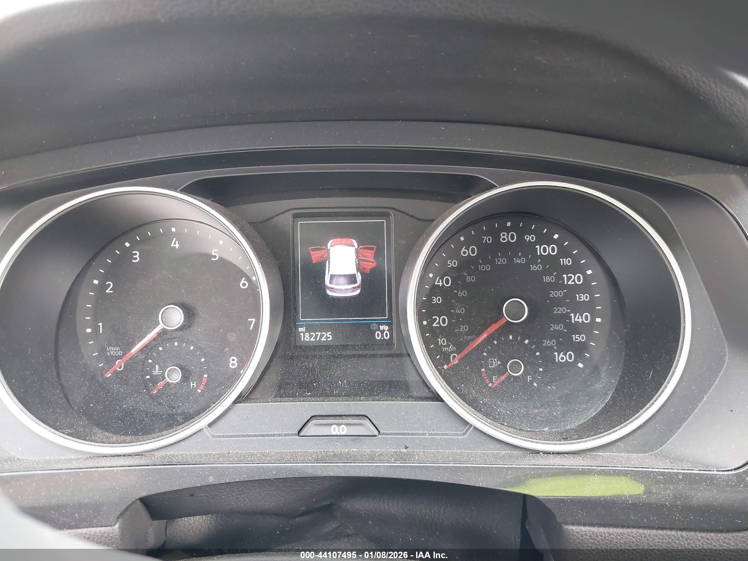 VOLKSWAGEN TIGUAN image 7