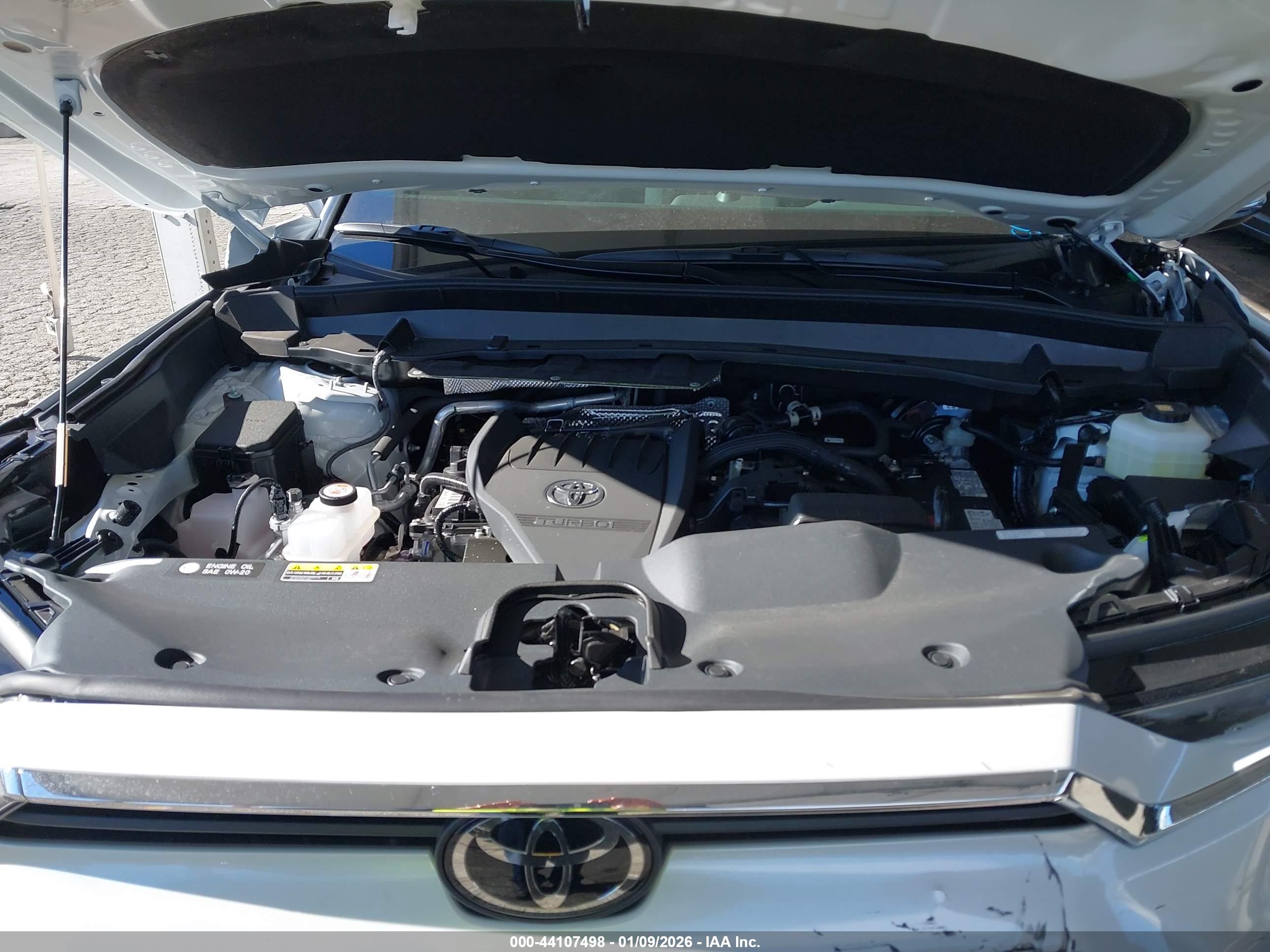 TOYOTA GRAND image 10