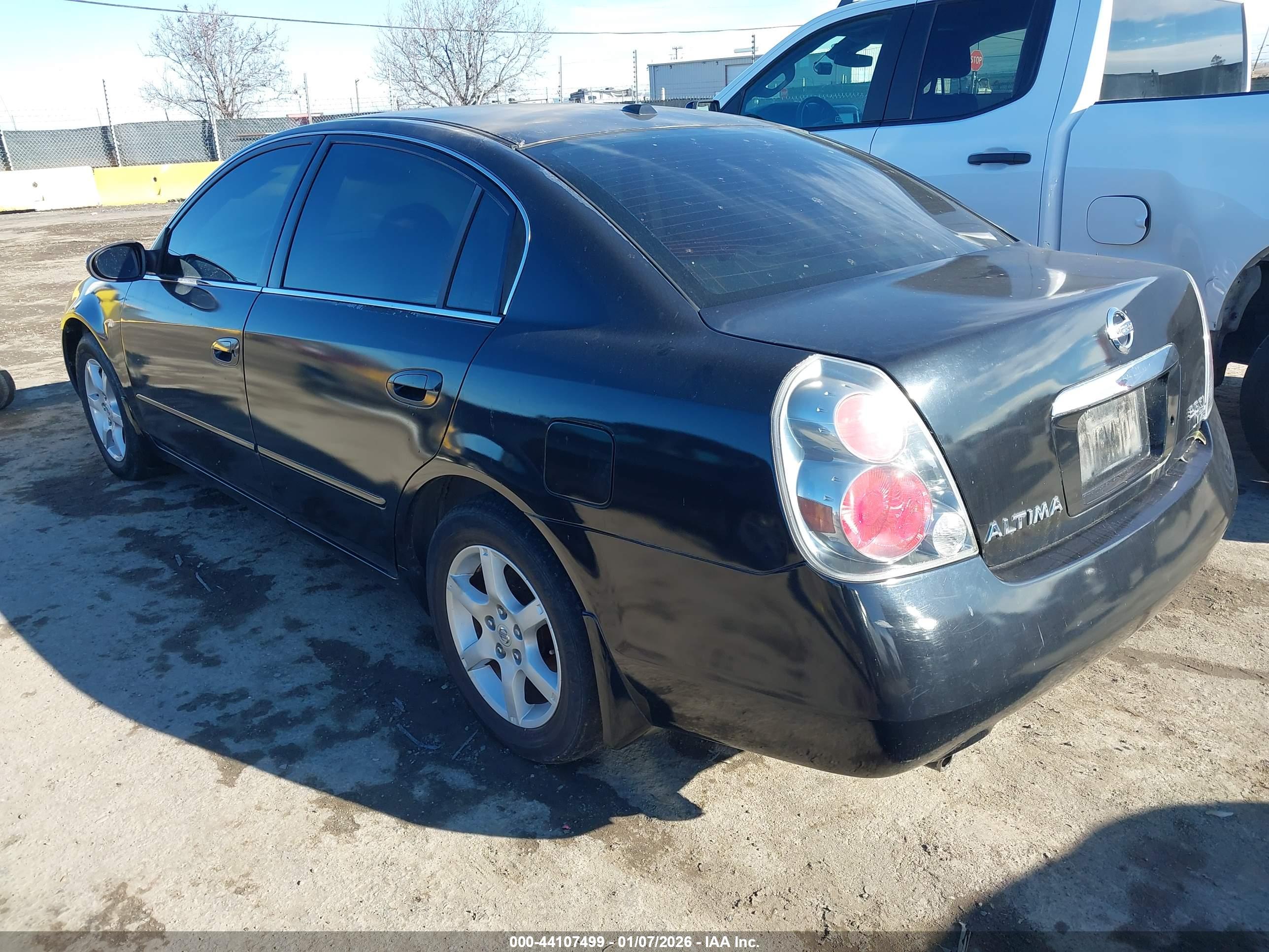 NISSAN ALTIMA image 3