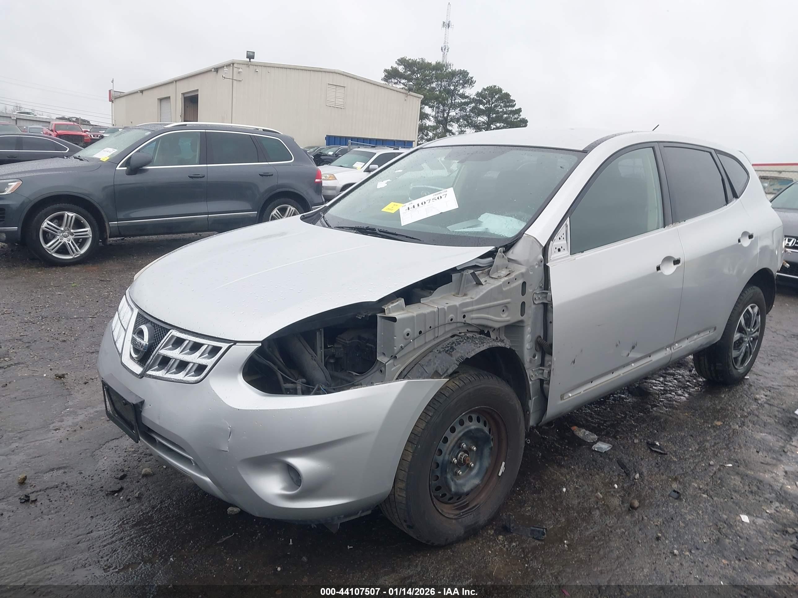 NISSAN ROGUE image 6