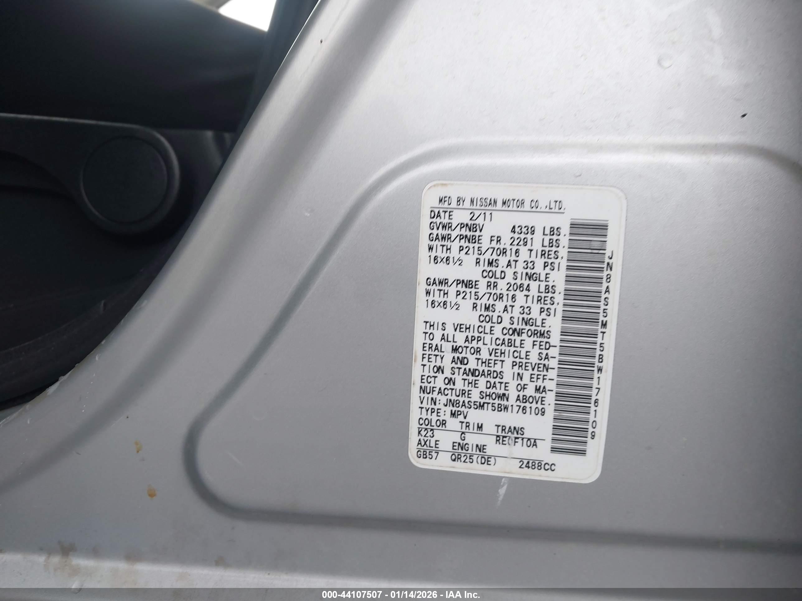 NISSAN ROGUE image 9