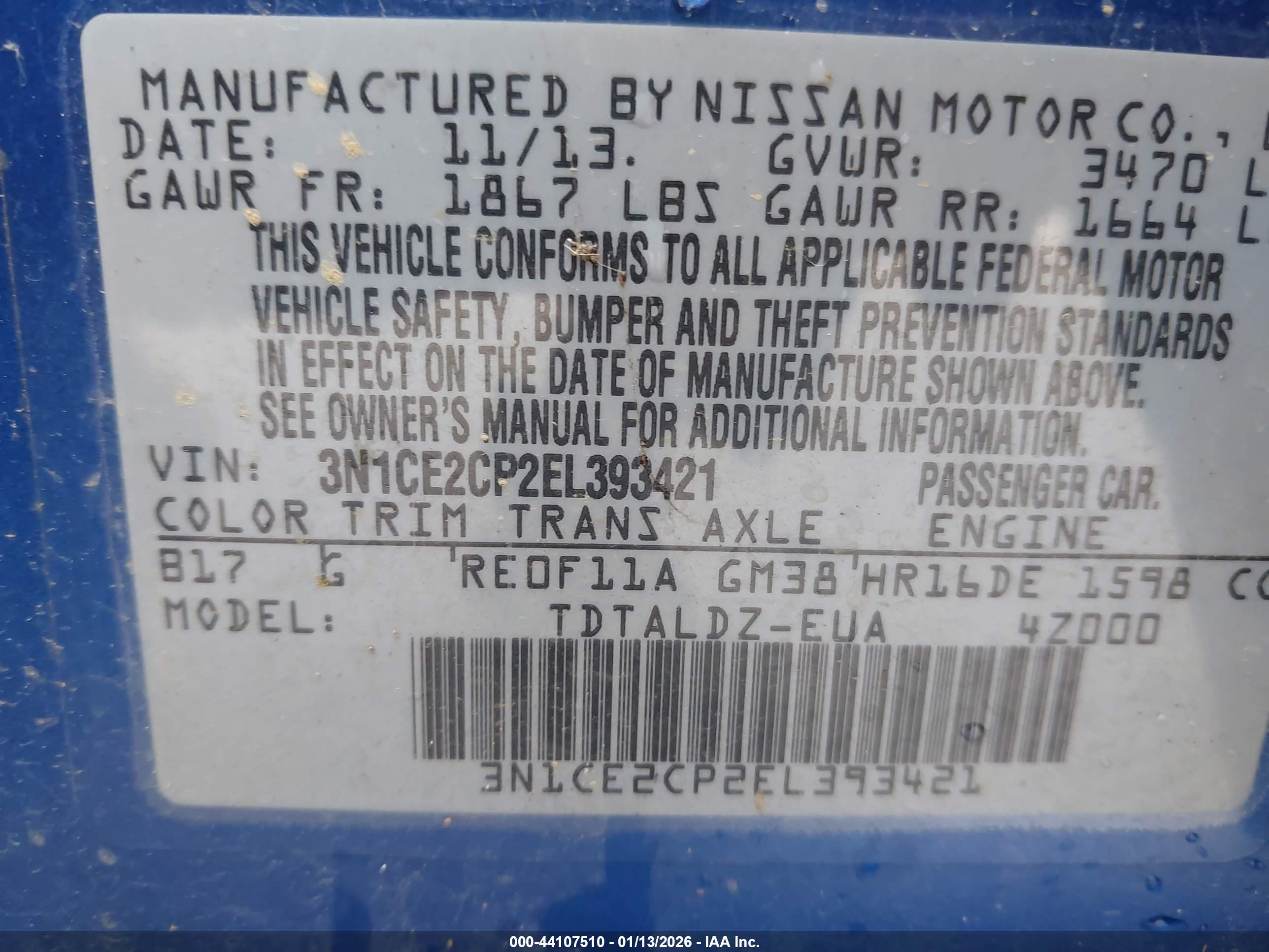 NISSAN VERSA image 9