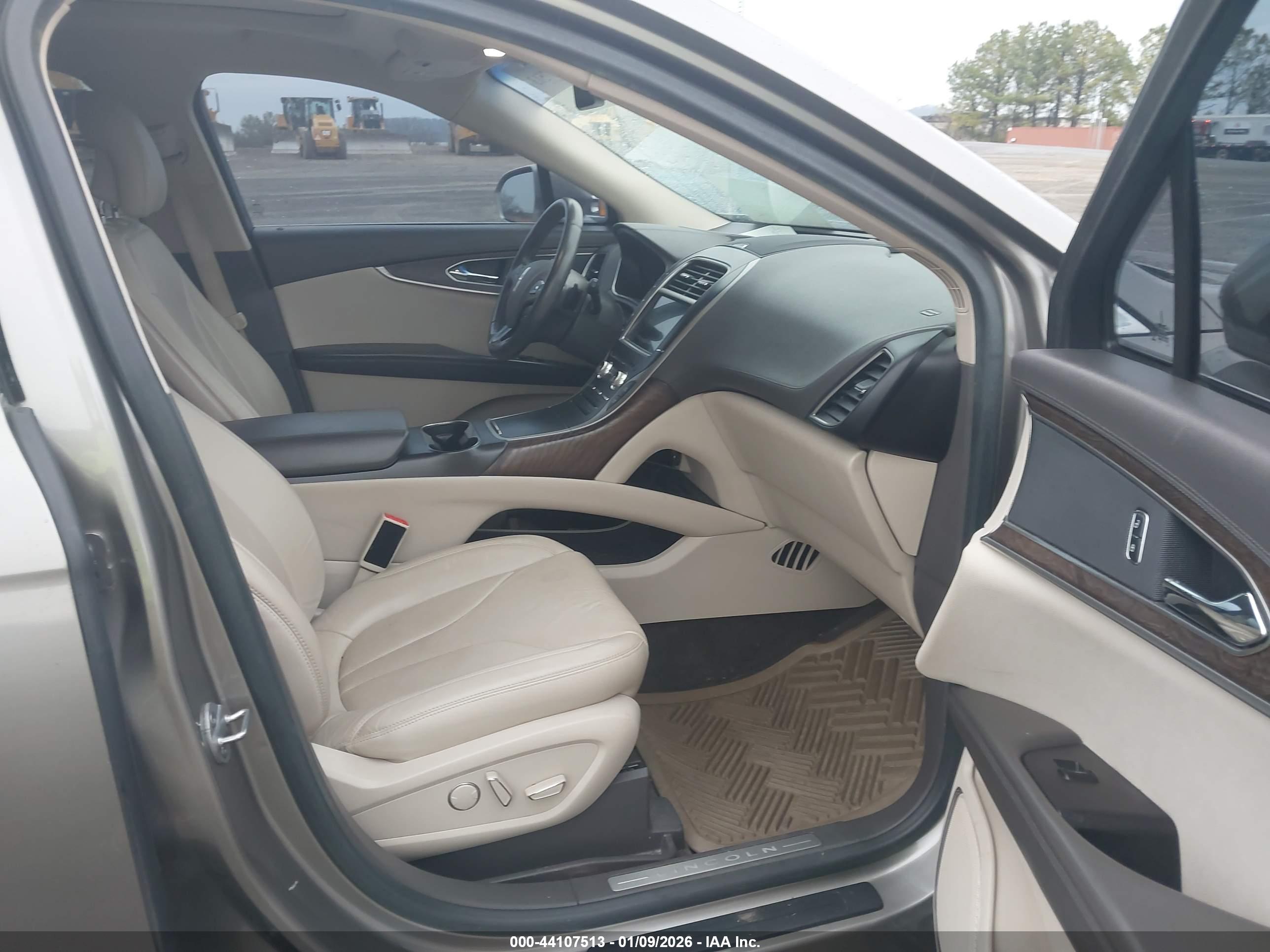 LINCOLN MKX image 5